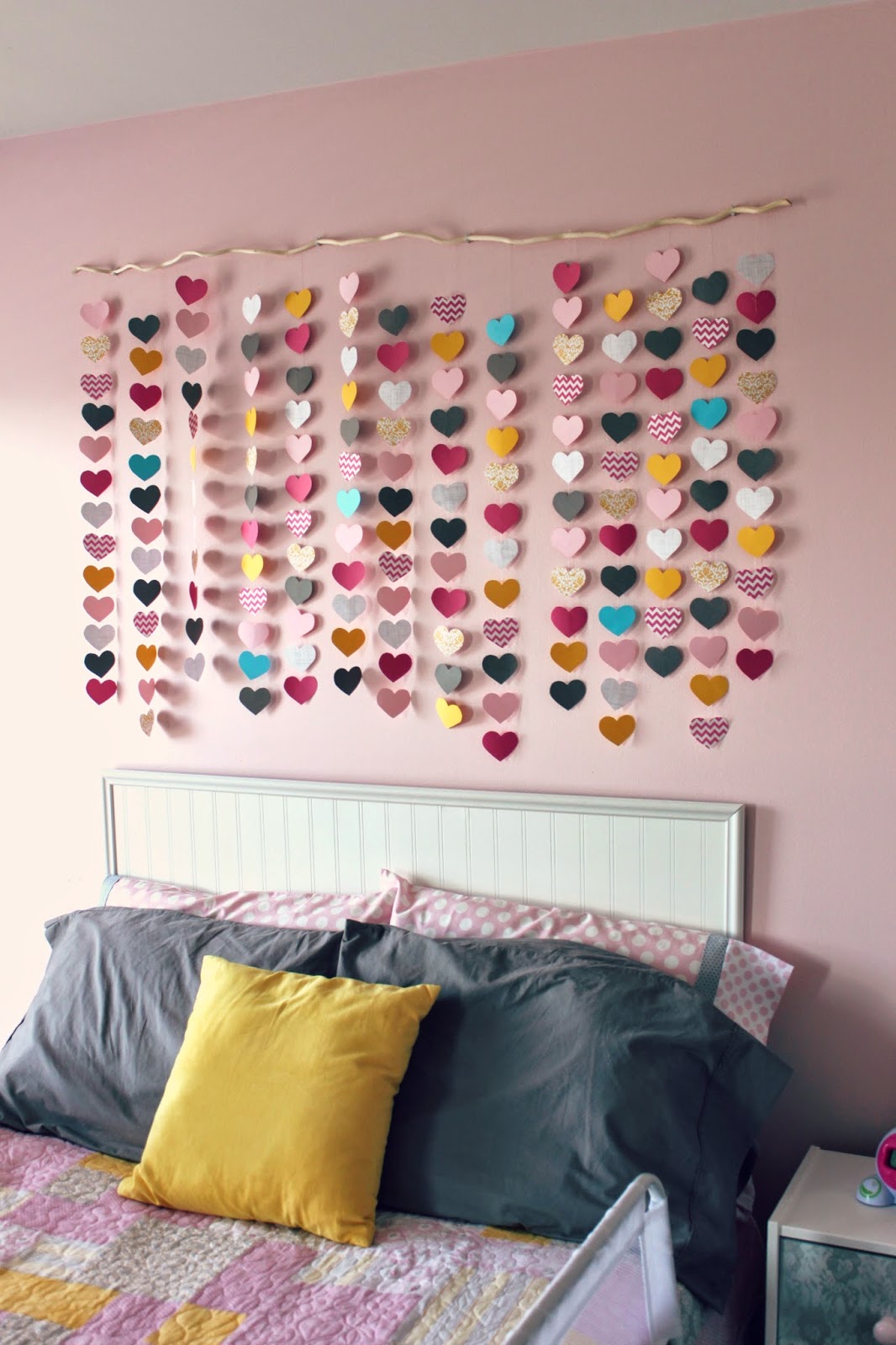 Preppy Wall Decor Ideas | DIY for your Room or Dorm | Lauren Emily Lindmark