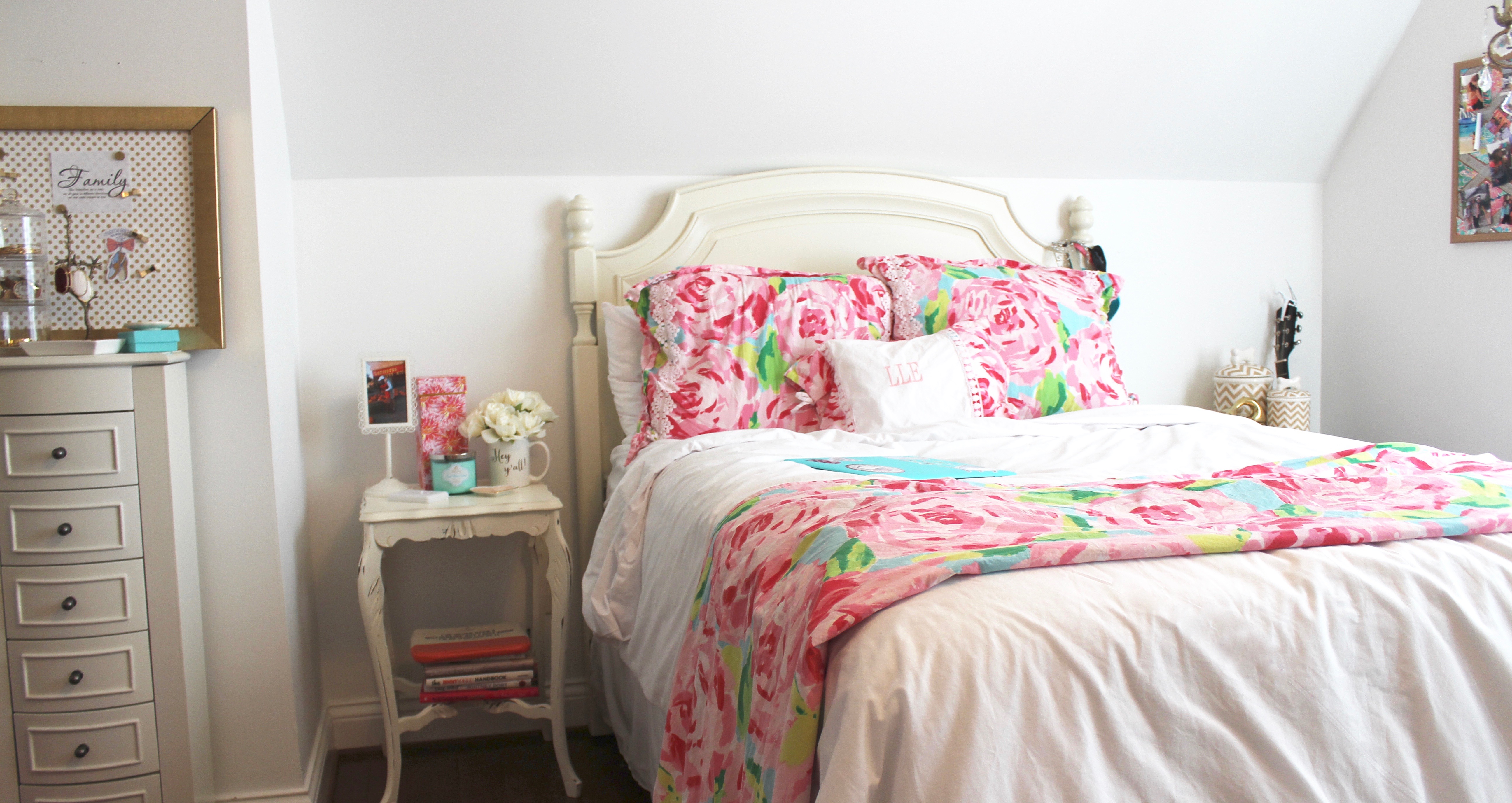 My Room Tour | VIDEO {Lilly Pulitzer Inspired Room}