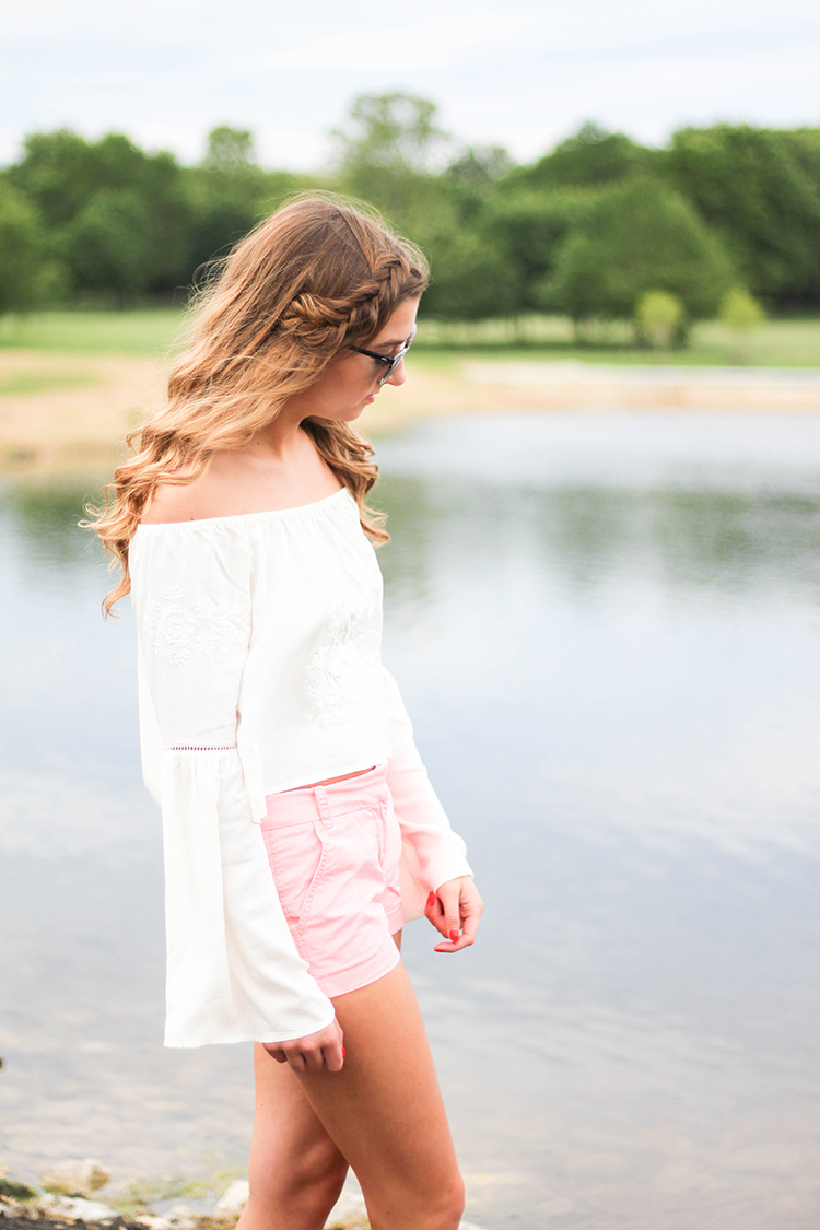 Summer Off The Shoulder Top OOTD dailydoseofcharm.com Daily Dose of Charm by Lauren Lindmark