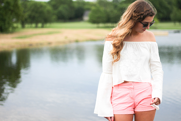 Summer Off The Shoulder Top OOTD dailydoseofcharm.com Daily Dose of Charm by Lauren Lindmark