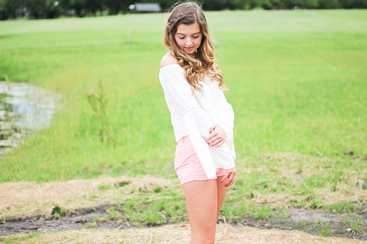 Summer Off The Shoulder Top OOTD dailydoseofcharm.com Daily Dose of Charm by Lauren Lindmark