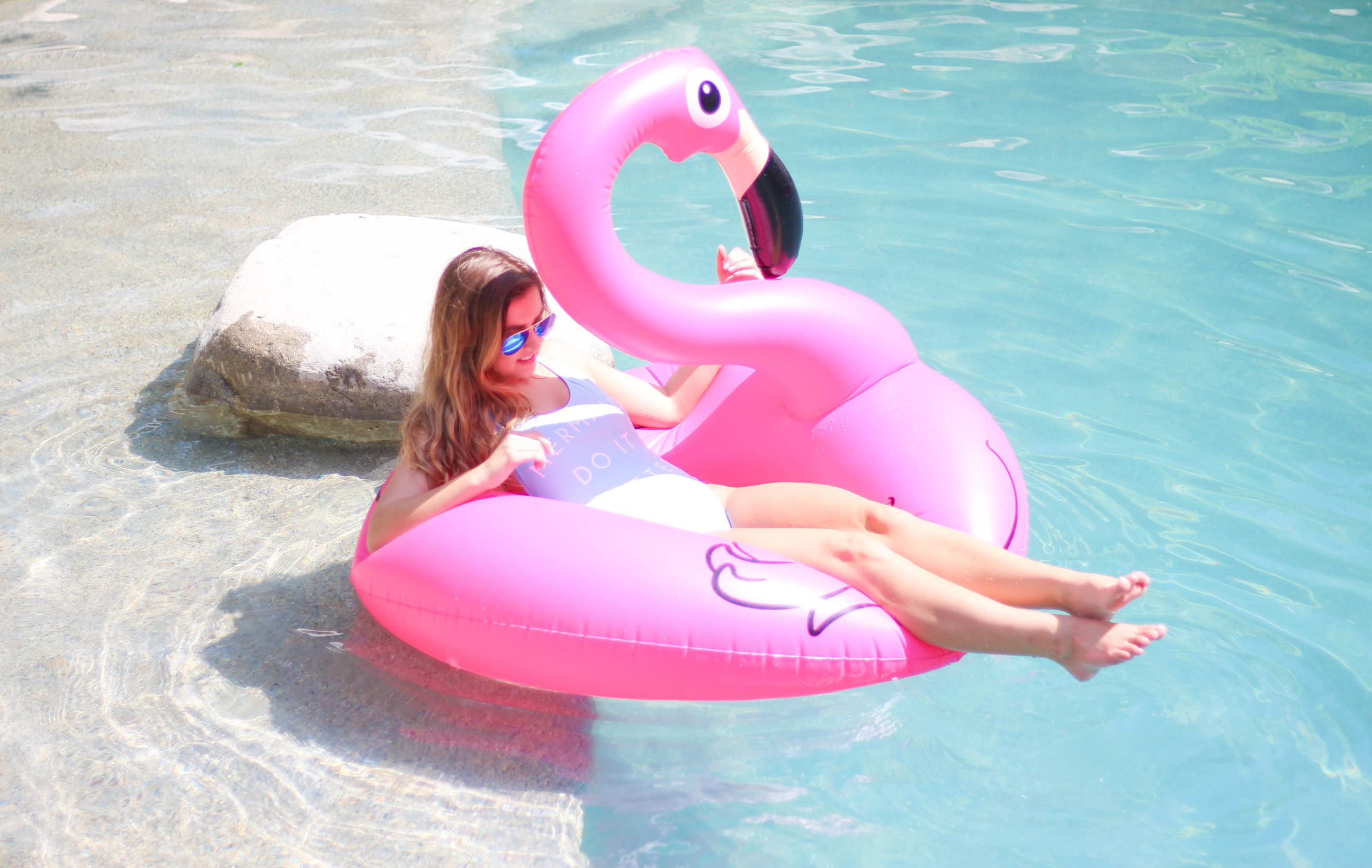 retro pool floats