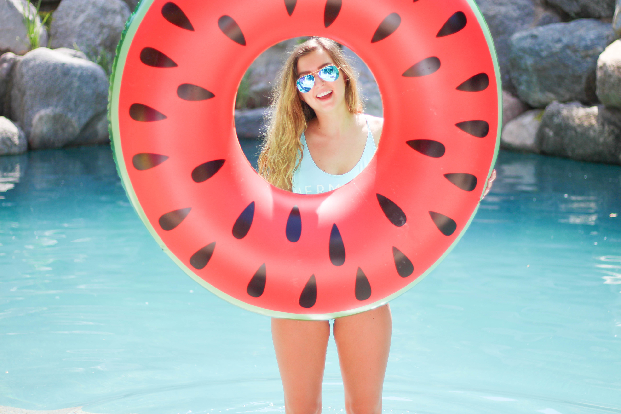 My Favorite Summer Pool Floats | Summer trends, swan pool float, flamingo pool float, donut pool float daily dose of charm lauren lindmark