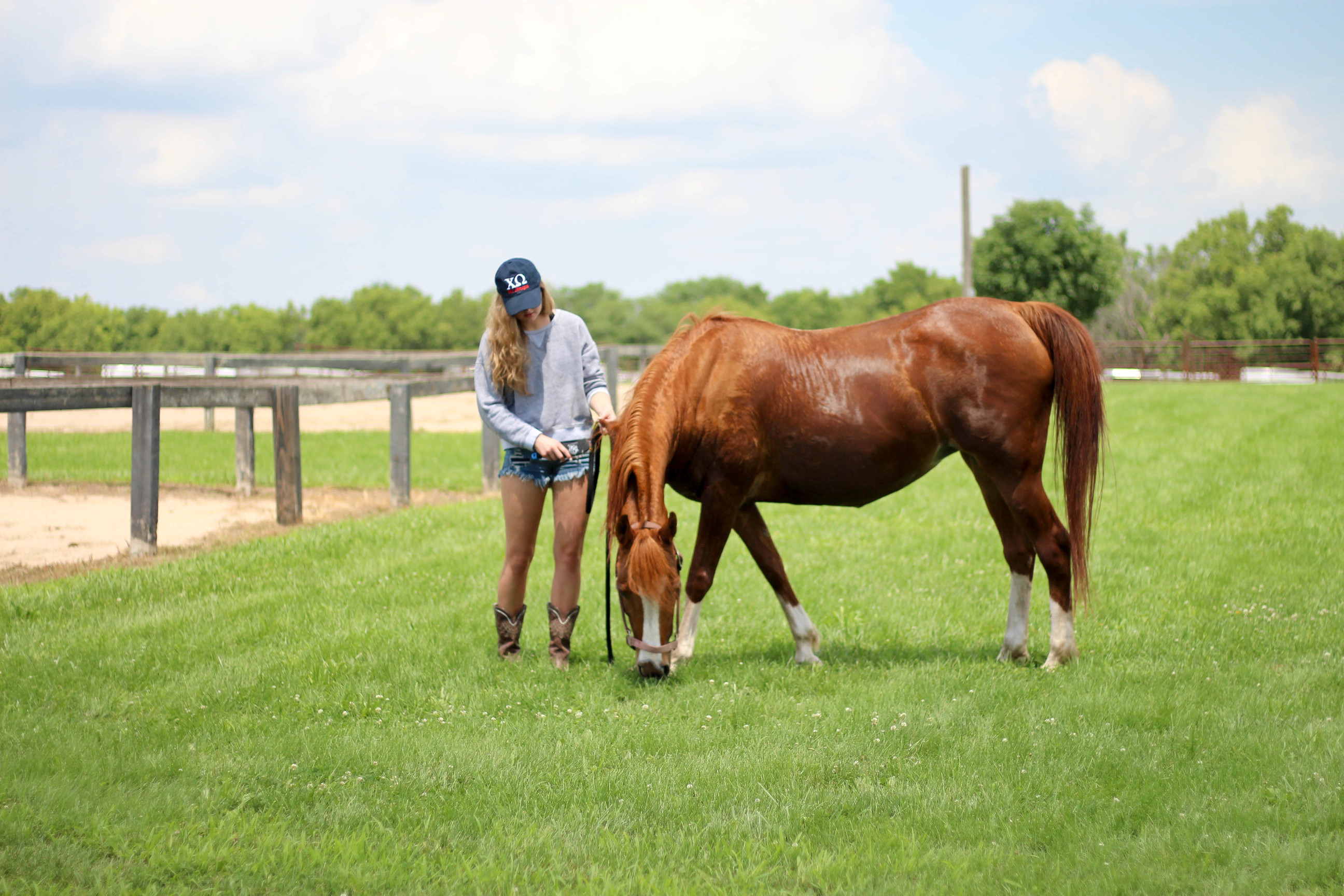 Horse back riding, horse and girl, horses, sorority hat, barn outfit, by lauren lindmark on daily dose of charm