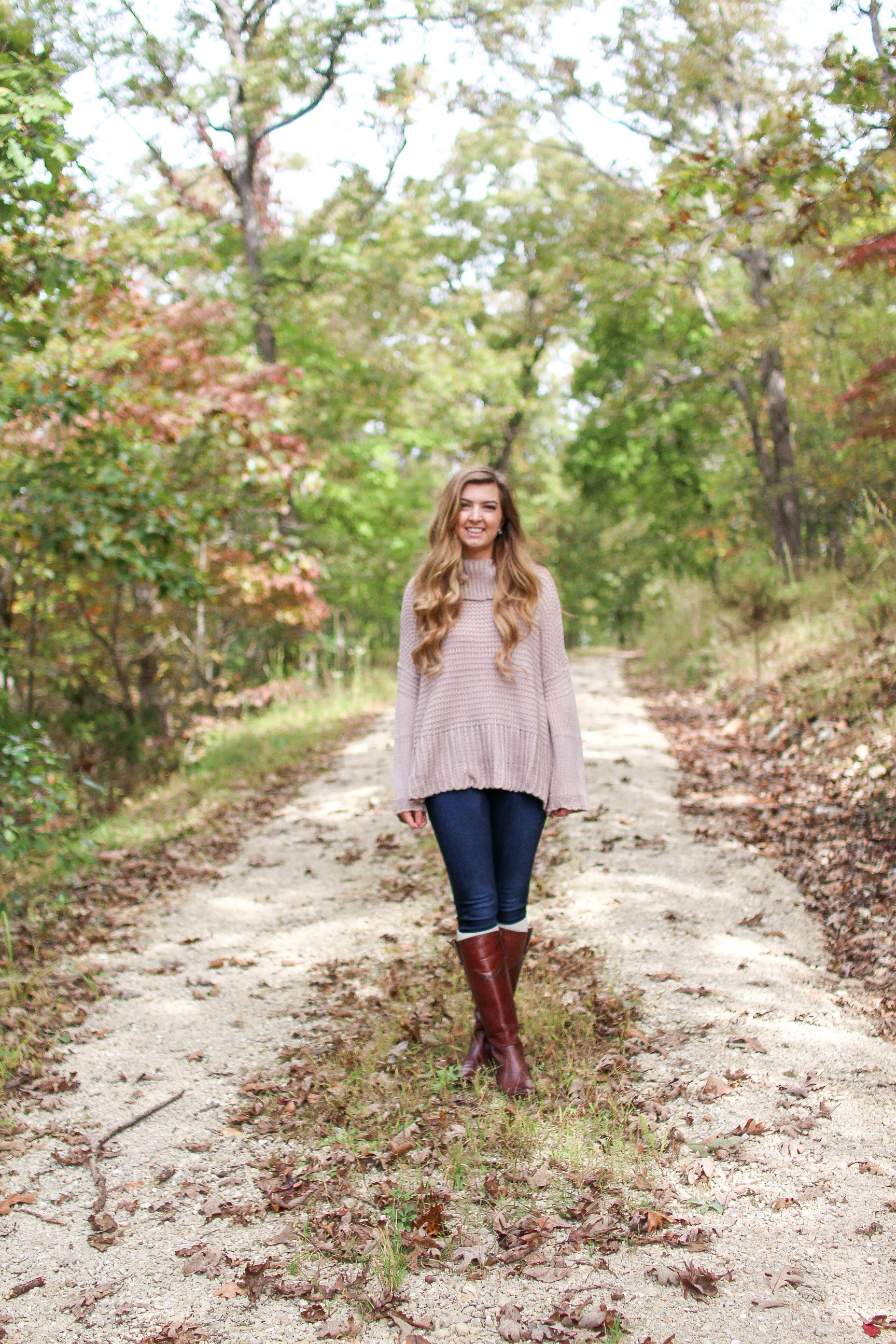The cutest sweater to wear this fall with frye boots on the blog daily dose of charm by lauren lindmark