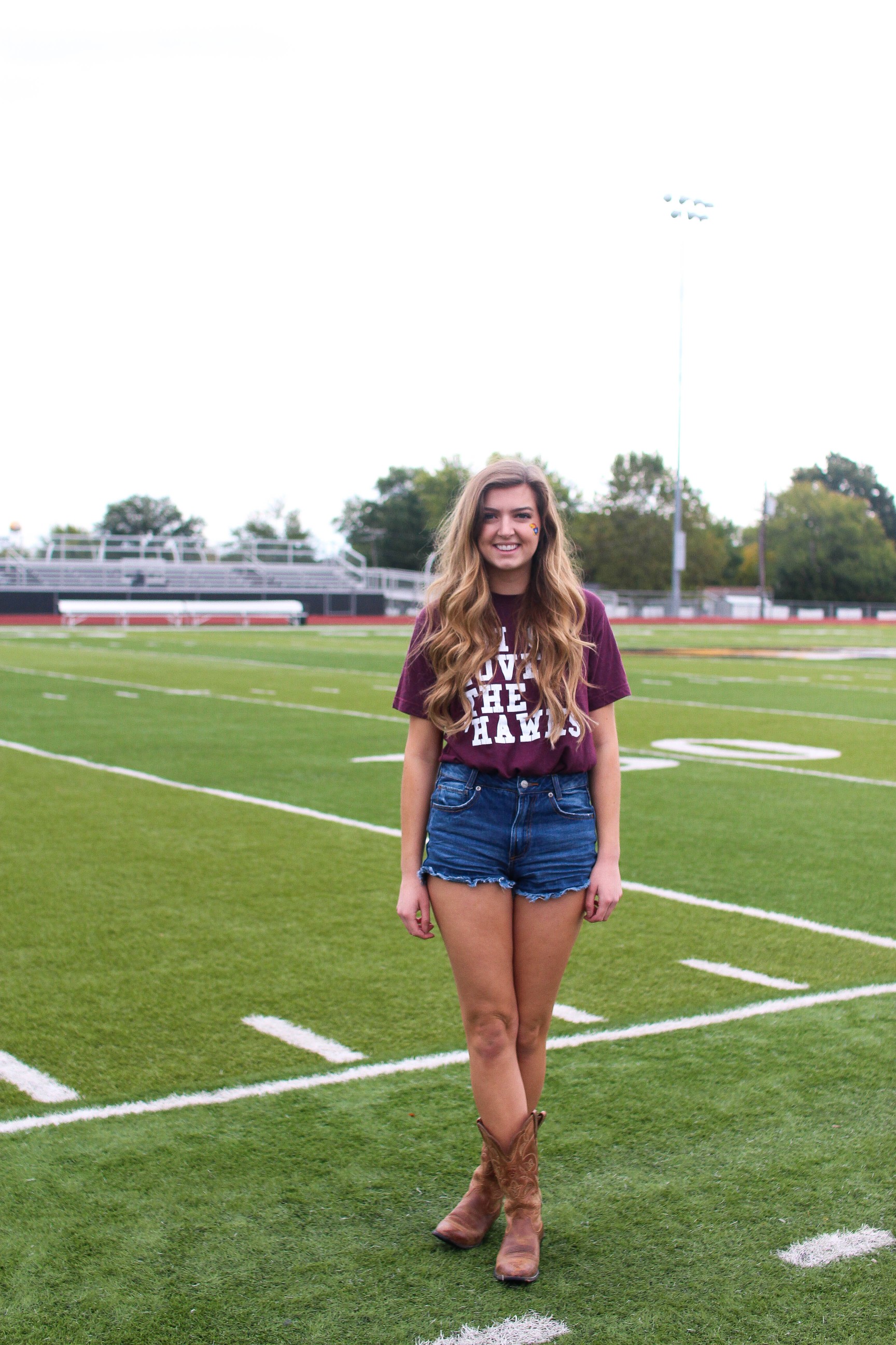 how to rock your school's colors | Game Day Look Book by daily dose of charm lauren lindmark dailydoseofcharm.com