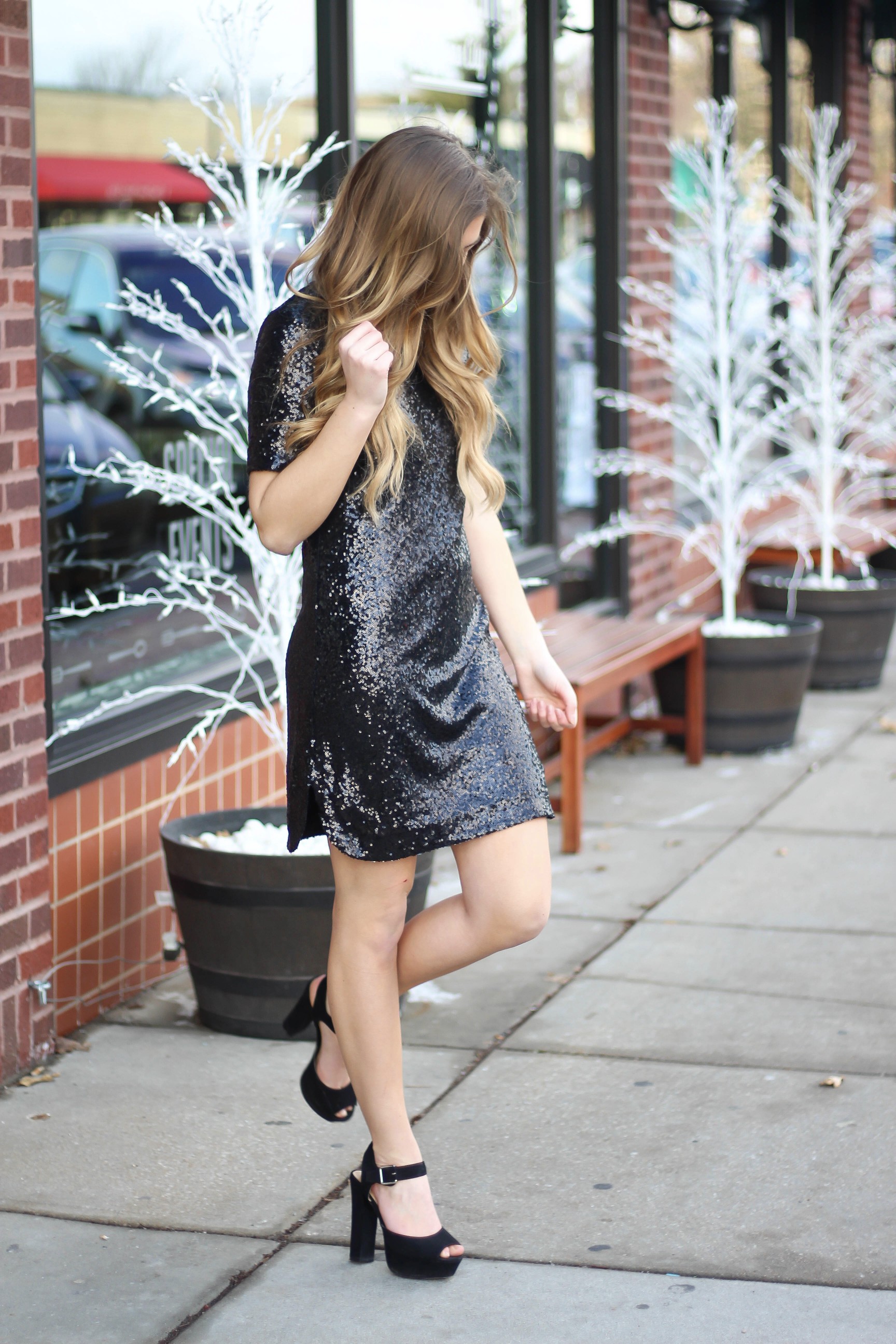 Add a Little Sparkle to the New Year | New Year’s Eve OOTD – Lauren ...