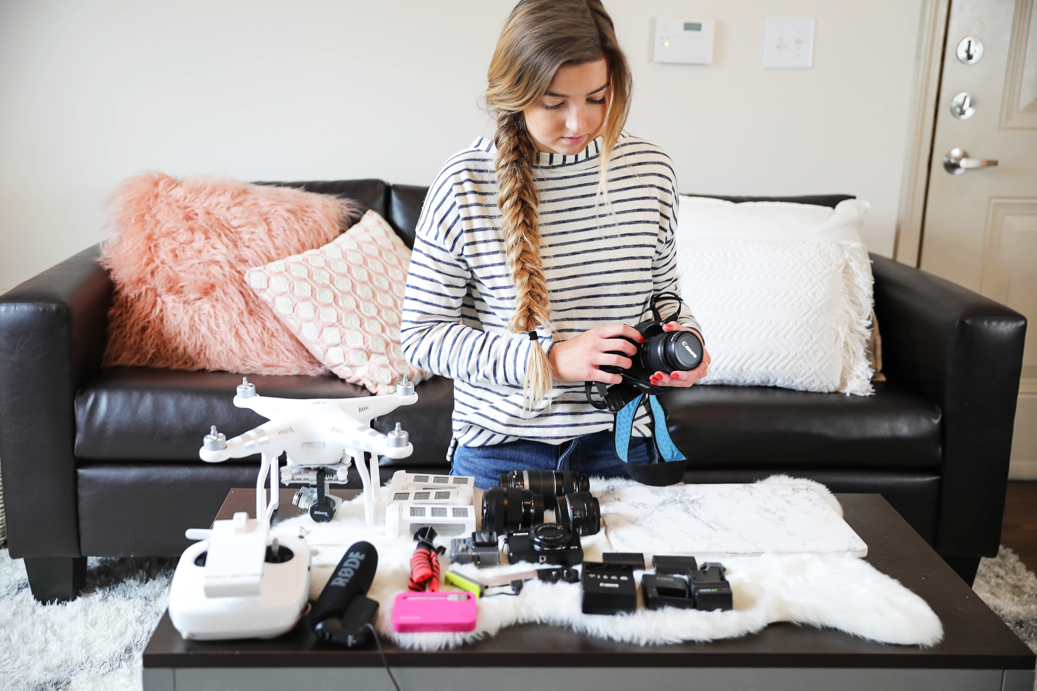 What's In My Camera Bag! As a blogger, one of the most important parts of creating contents is beautiful photos and videos! I love researching camera gear and I have collected quite a bit. Canon 5D Mark IV and accessories! By Lauren Lindmark on dailydoseofcharm.com daily dose of charm
