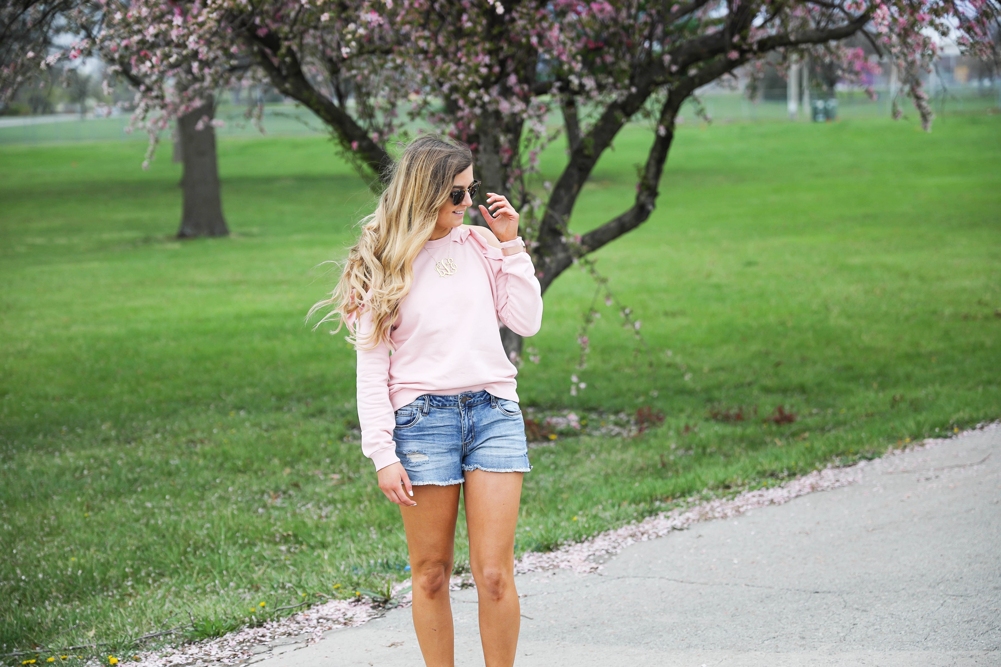 The perfect spring outfit! I love this light pink cold shoulder ruffle top. SO many spring trends in one outfit! Fashion blog by Lauren Lindmark Daily Dose of Charm dailydoseofcharm.com