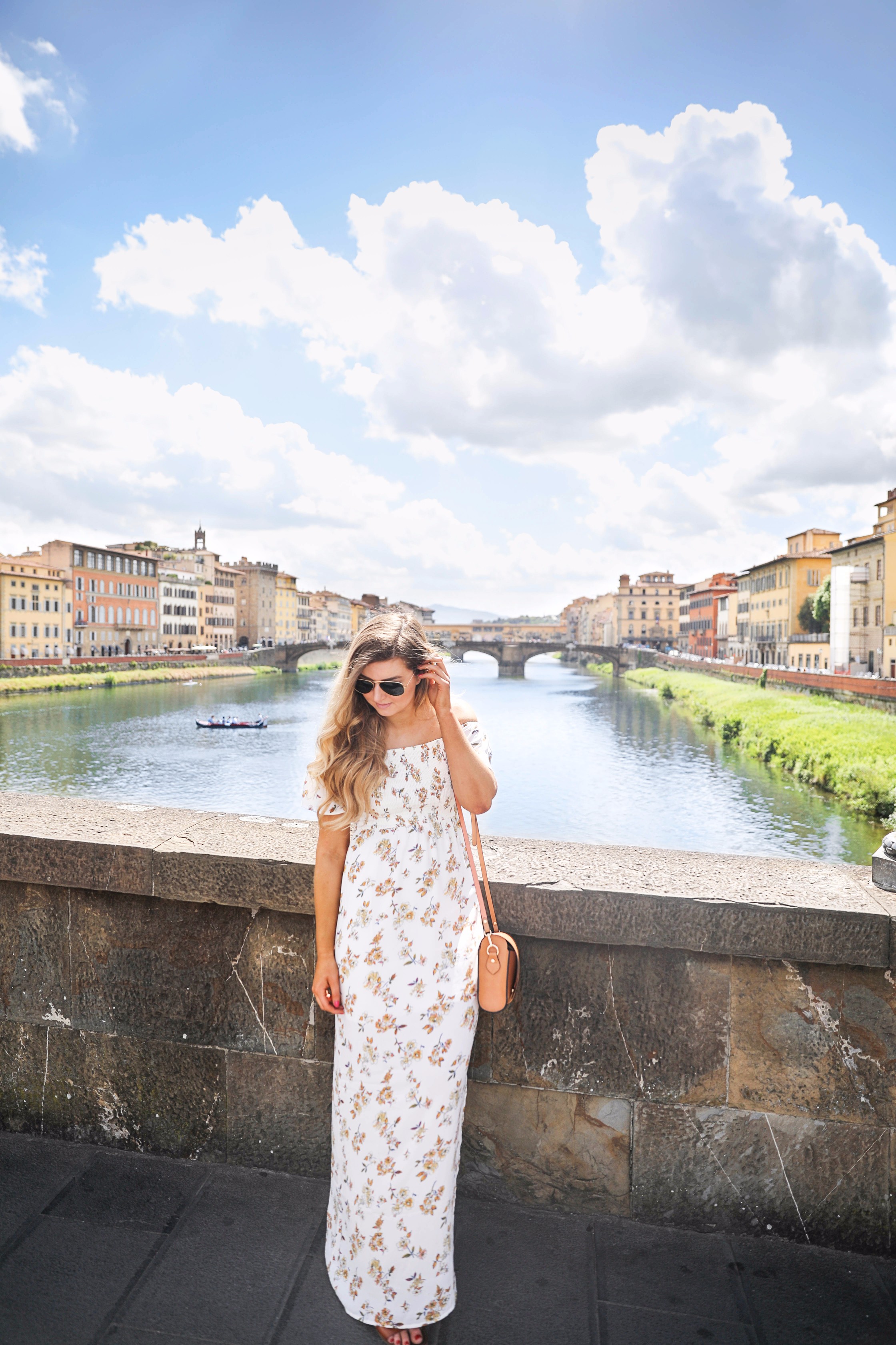 Florence, Italy travel guide with the best restaurants and places to see in florence! Also cute maxi dress outfit for florence, italy! By lauren lindmark by daily dose of charm dailydoseofcharm.com