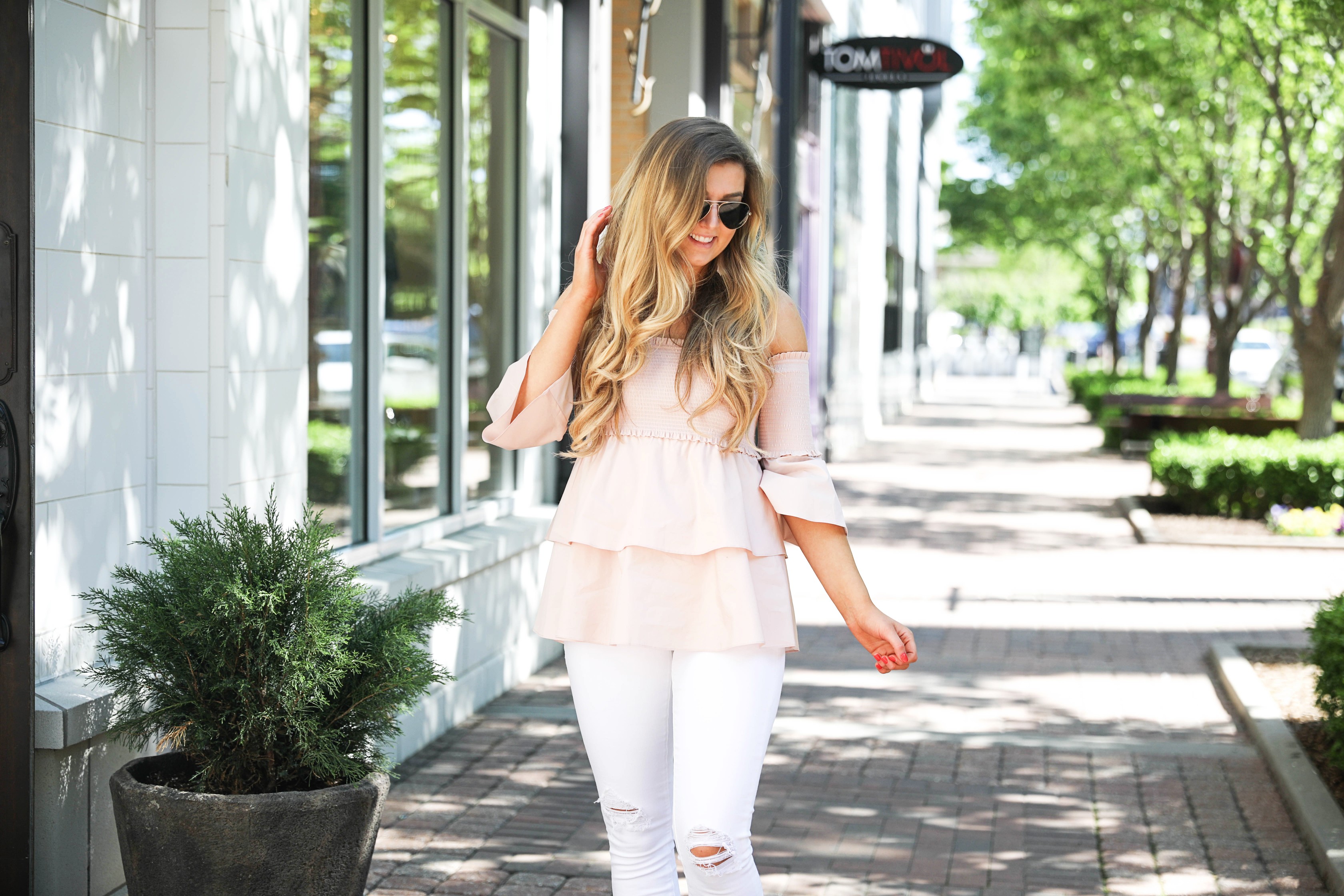 Off the shoulder smock top with the best white jeans by fashion blogger Lauren Lindmark on daily dose of charm