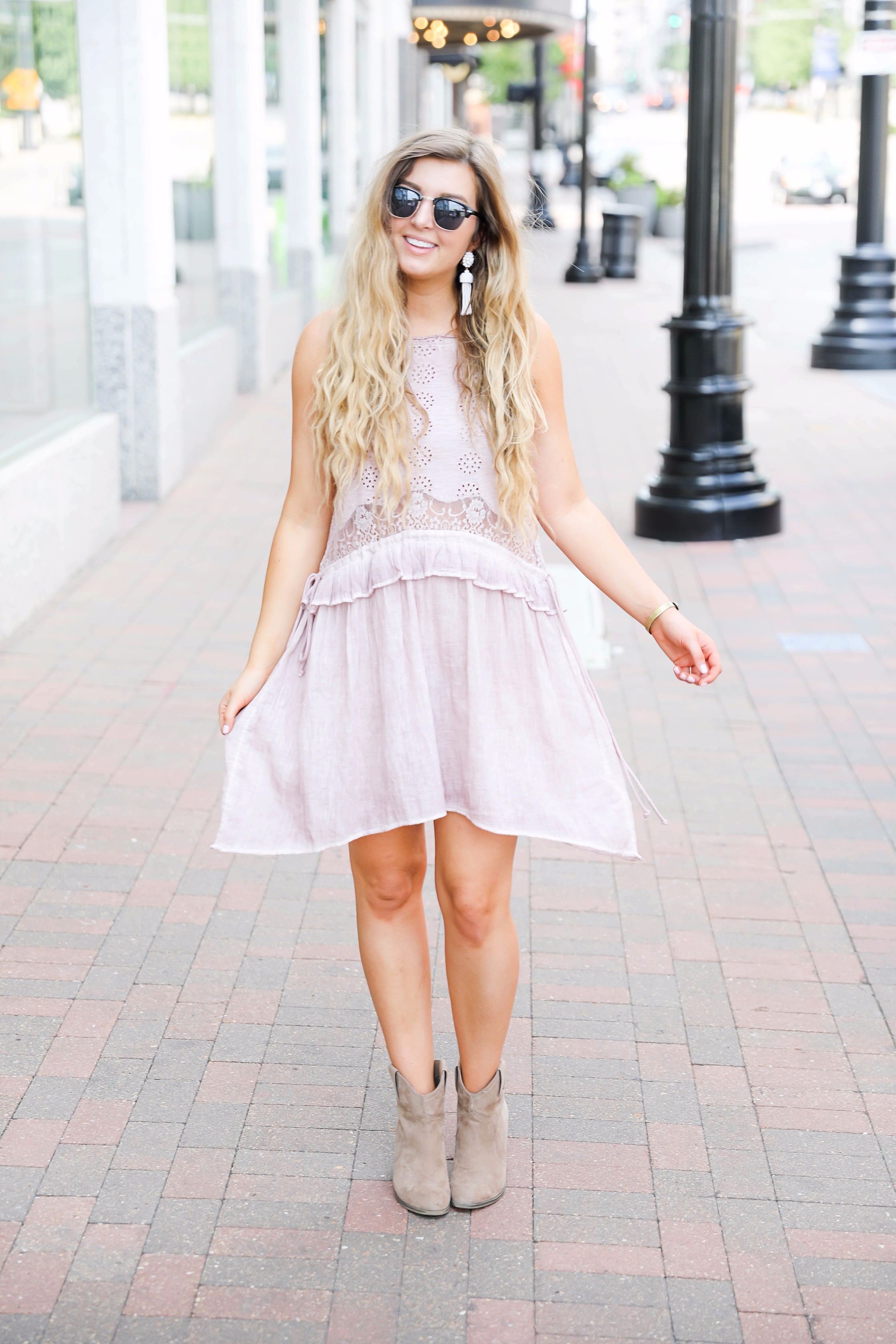 Pretty lavender lace dress paired with booties for fall! The color of this dress is amazing, I can't get over the lace detail around the waste! Outfit by fashion blogger daily dose of charm by lauren lindmark