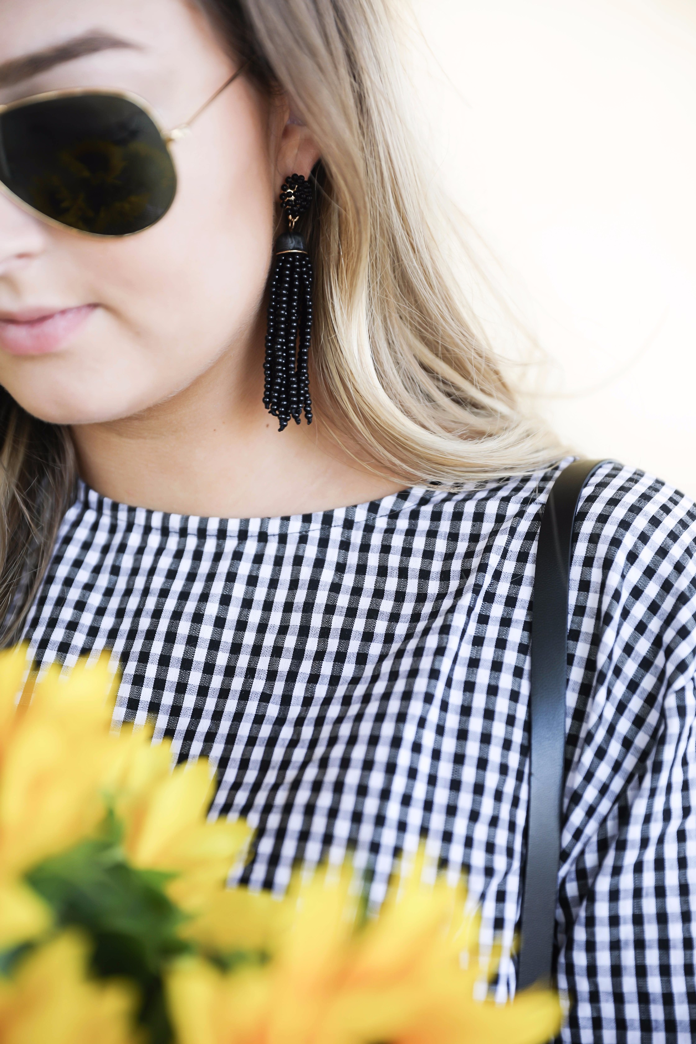 Sunflowers and gingham! The cutest low waist dress for summer transiting into fall. I can't get enough of this cute gingham dress! More details on fashion blog daily dose of charm by lauren lindmark