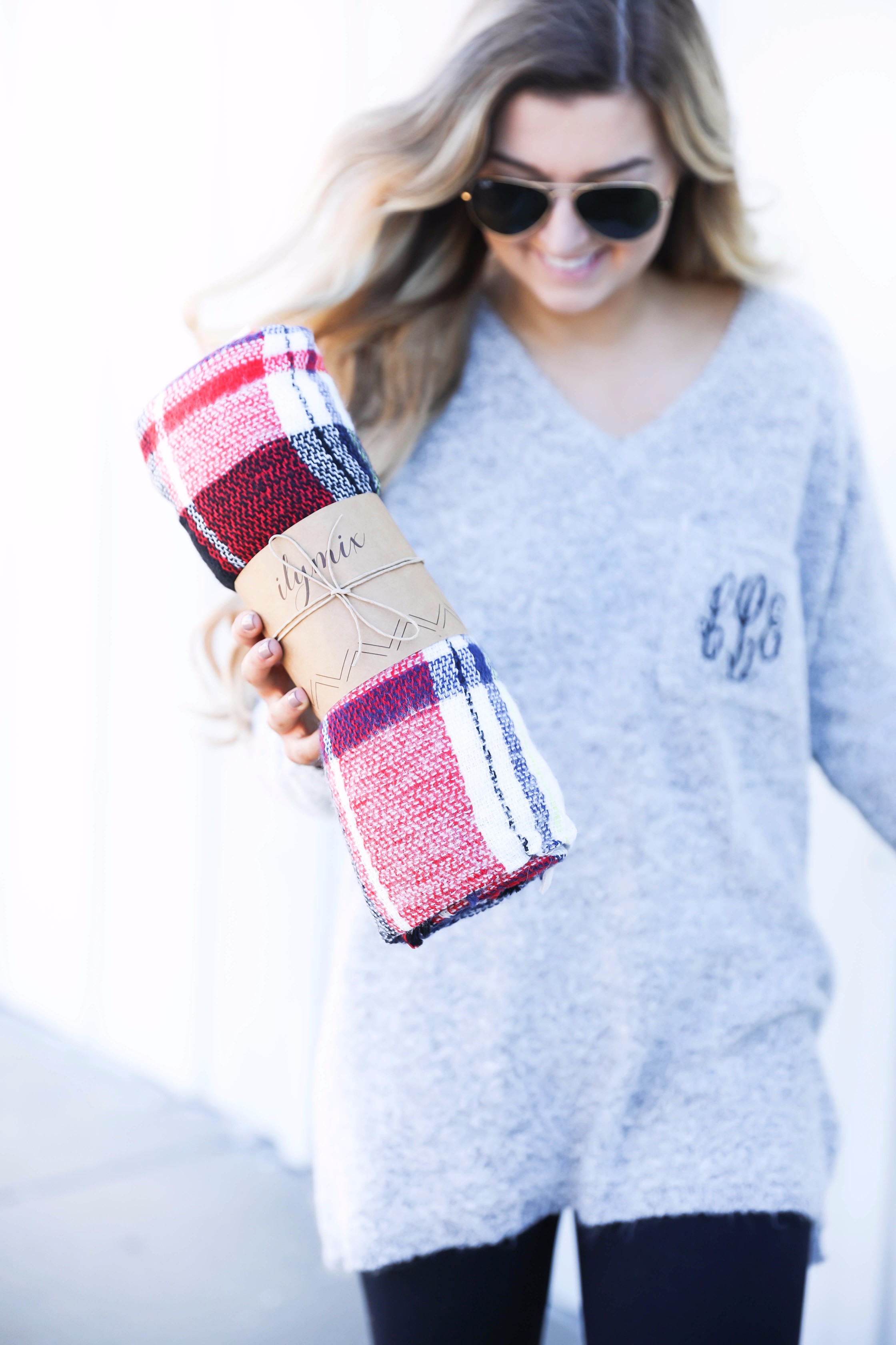 How to tie blanket scarves! This cute Marley Lilly Monogrammed Boyfriend Sweater and ilymix scarf make for the cutest fall outfit! Find all the details on fashion blog daily dose of charm by Lauren Lindmark