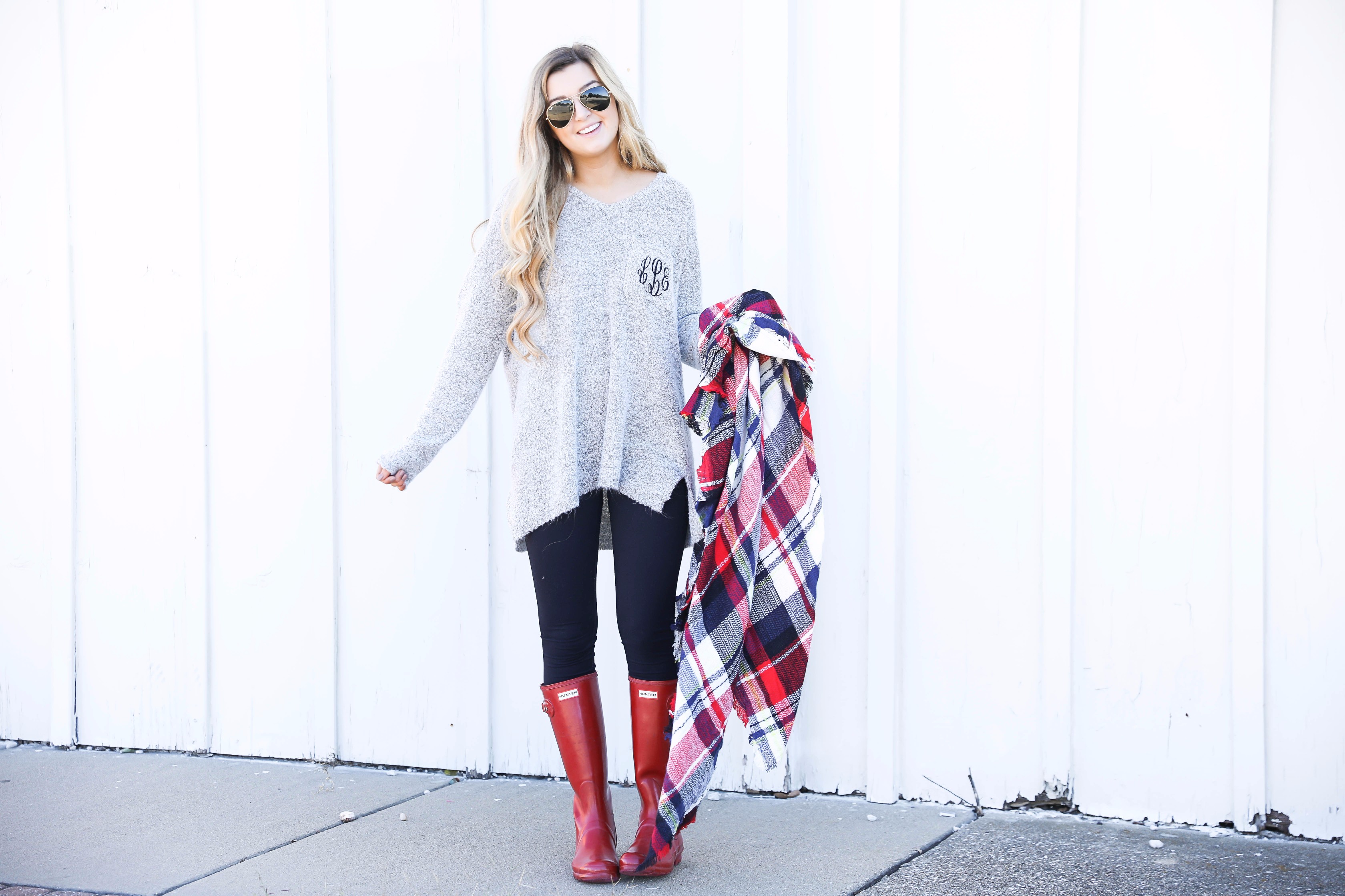 How to tie blanket scarves! This cute Marley Lilly Monogrammed Boyfriend Sweater and ilymix scarf make for the cutest fall outfit! Find all the details on fashion blog daily dose of charm by Lauren Lindmark