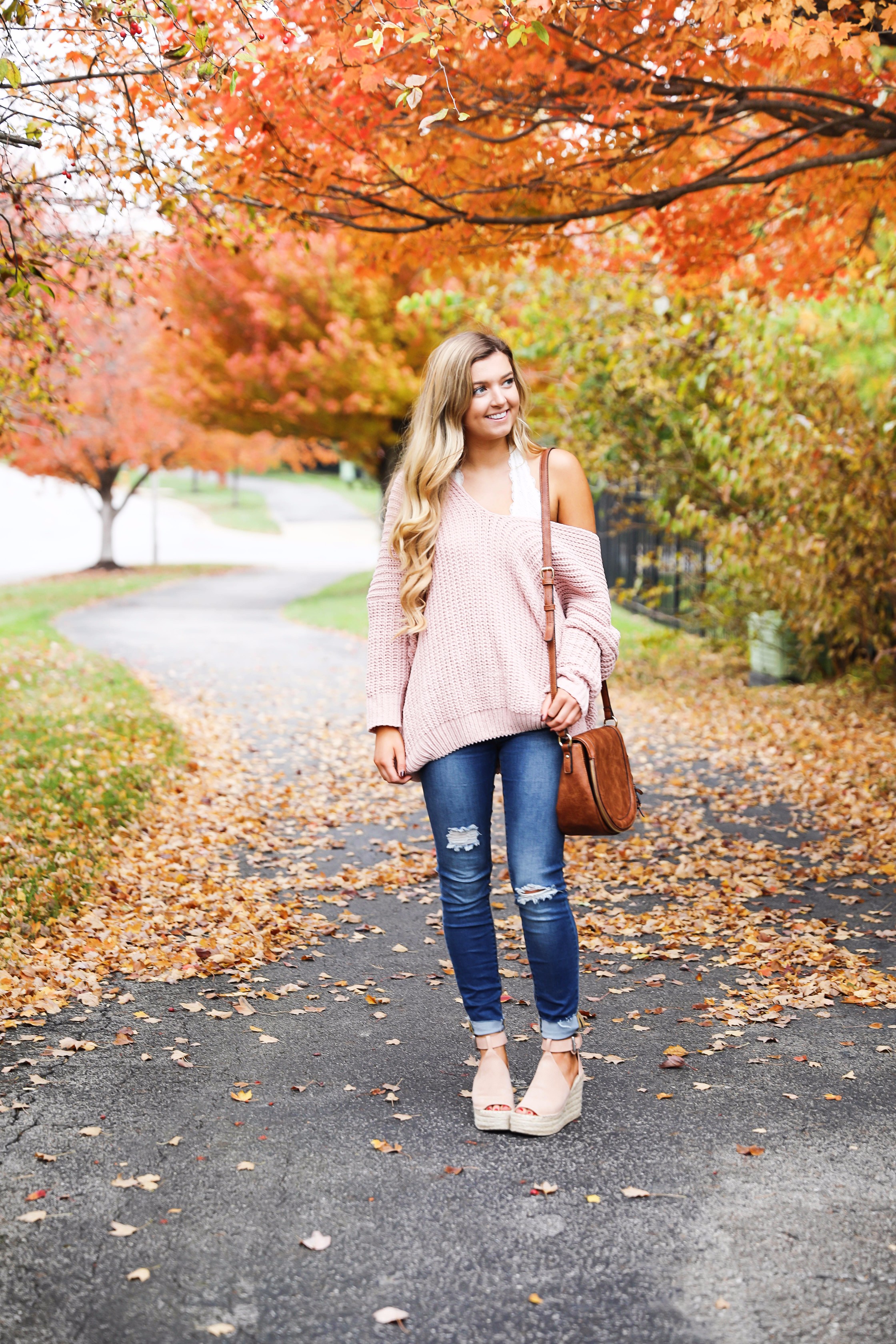 Pink slouchy sweater with cream free people bralette! The perfect sweater for bralettes! Pretty fall foliage photoshoot on fashion blog daily dose of charm by lauren lindmark