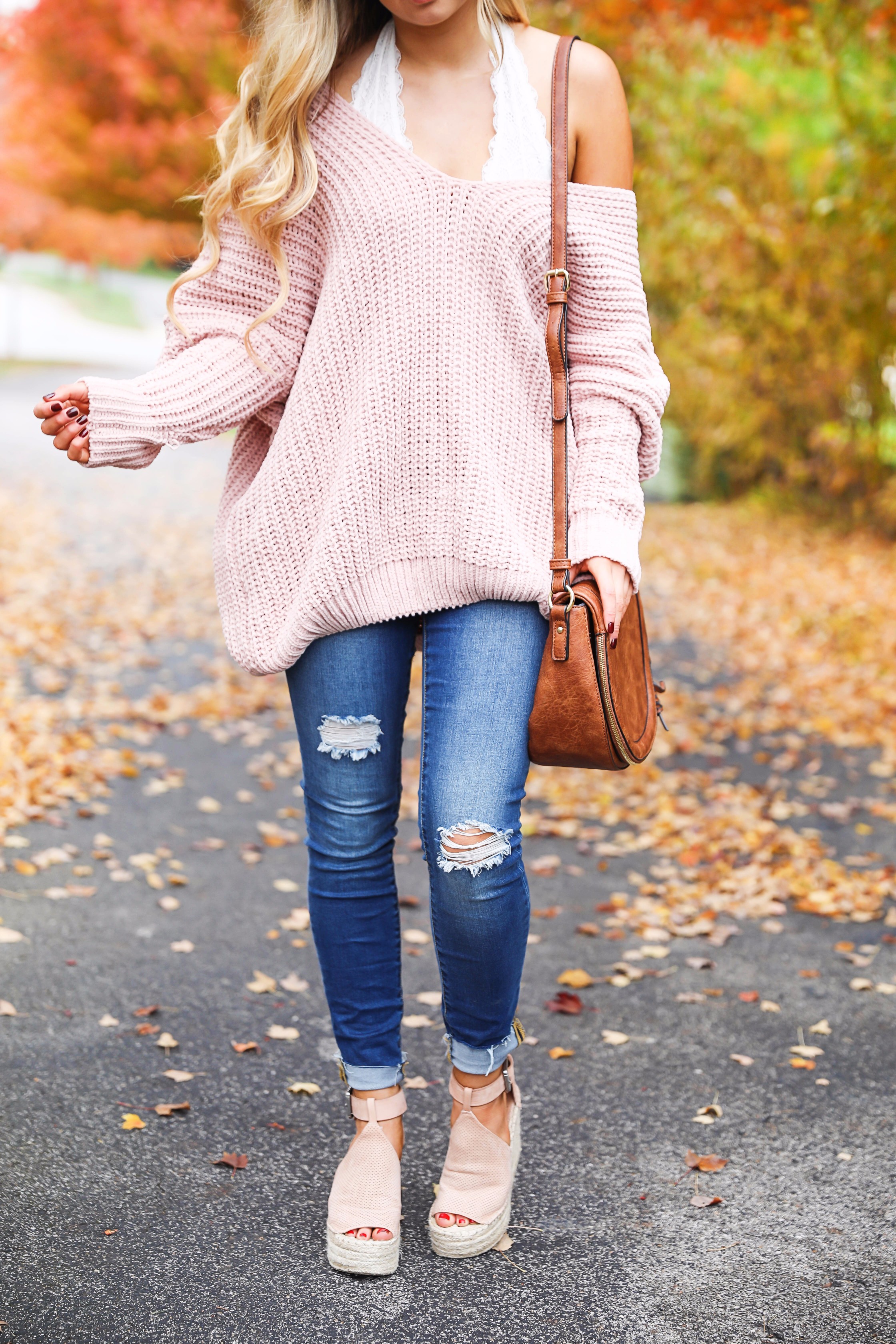 Pink slouchy sweater with cream free people bralette! The perfect sweater for bralettes! Pretty fall foliage photoshoot on fashion blog daily dose of charm by lauren lindmark