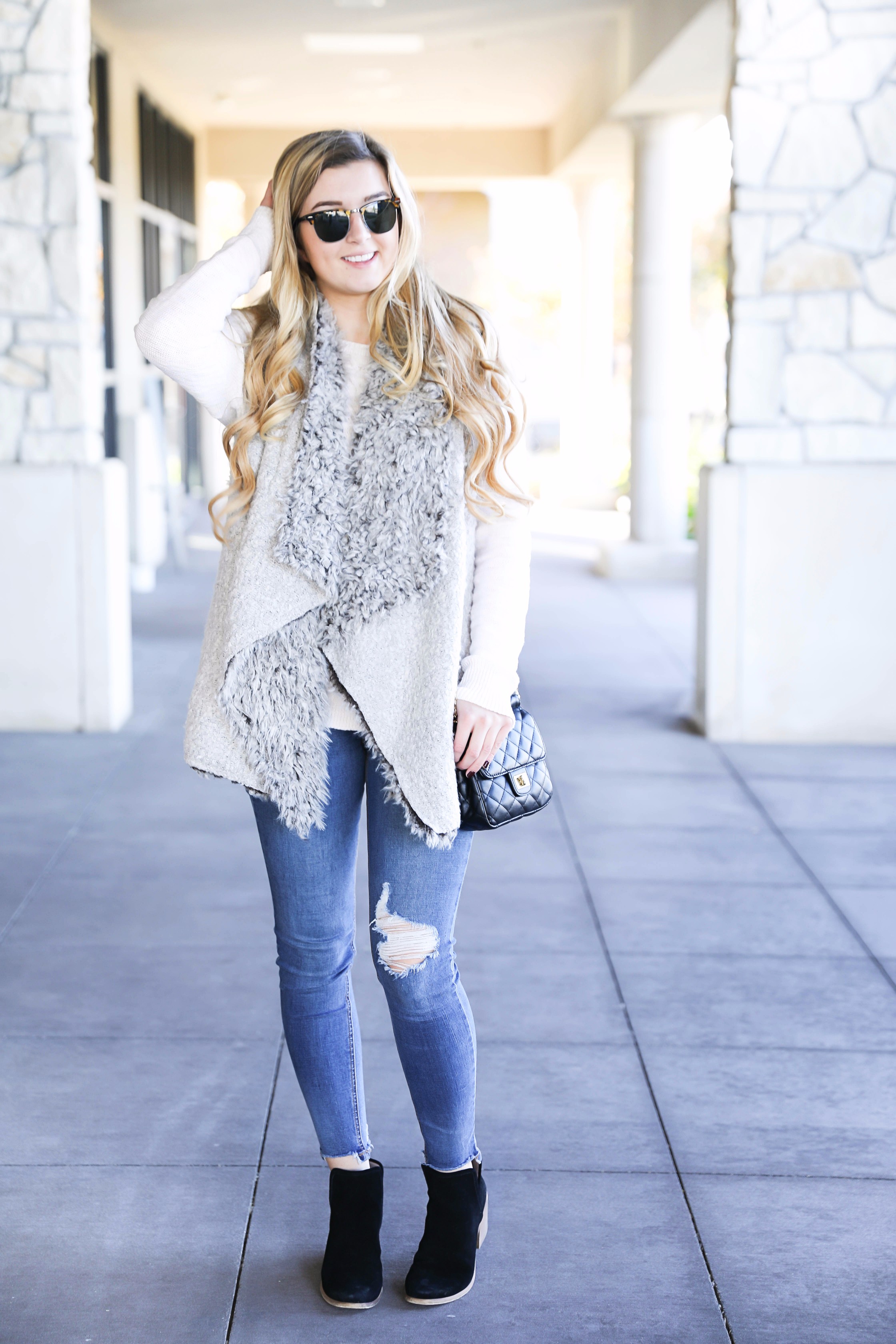 Thanksgiving Outfit Ideas on Fashion Blog Daily Dose of Charm by Lauren Lindmark