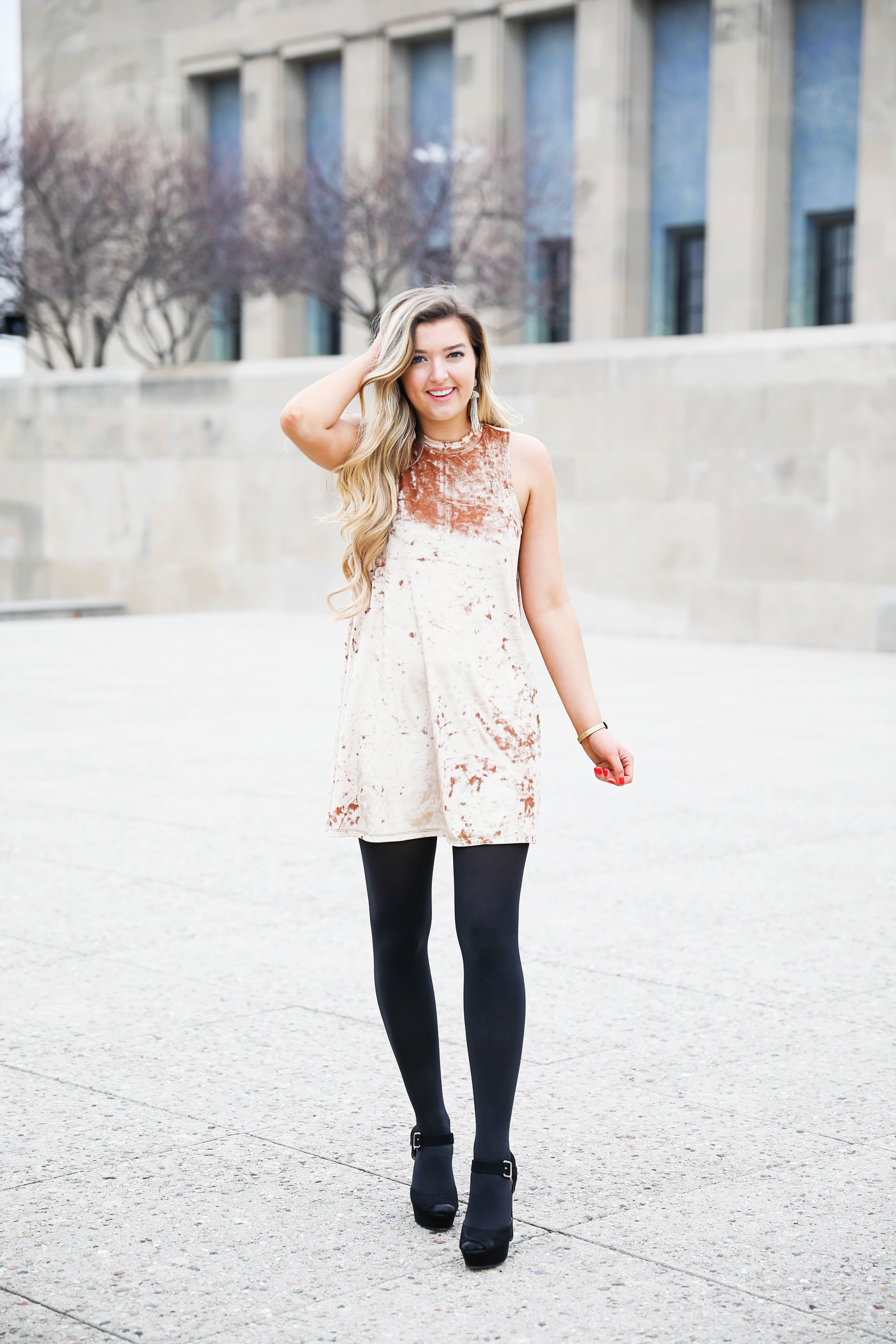 Velvet dress wtih black tights and black heels! The cutest new years eve outfit! Classy nye look! This dress holiday outfit is on the blog daily dose of charm by lauren lindmark! Click for details!