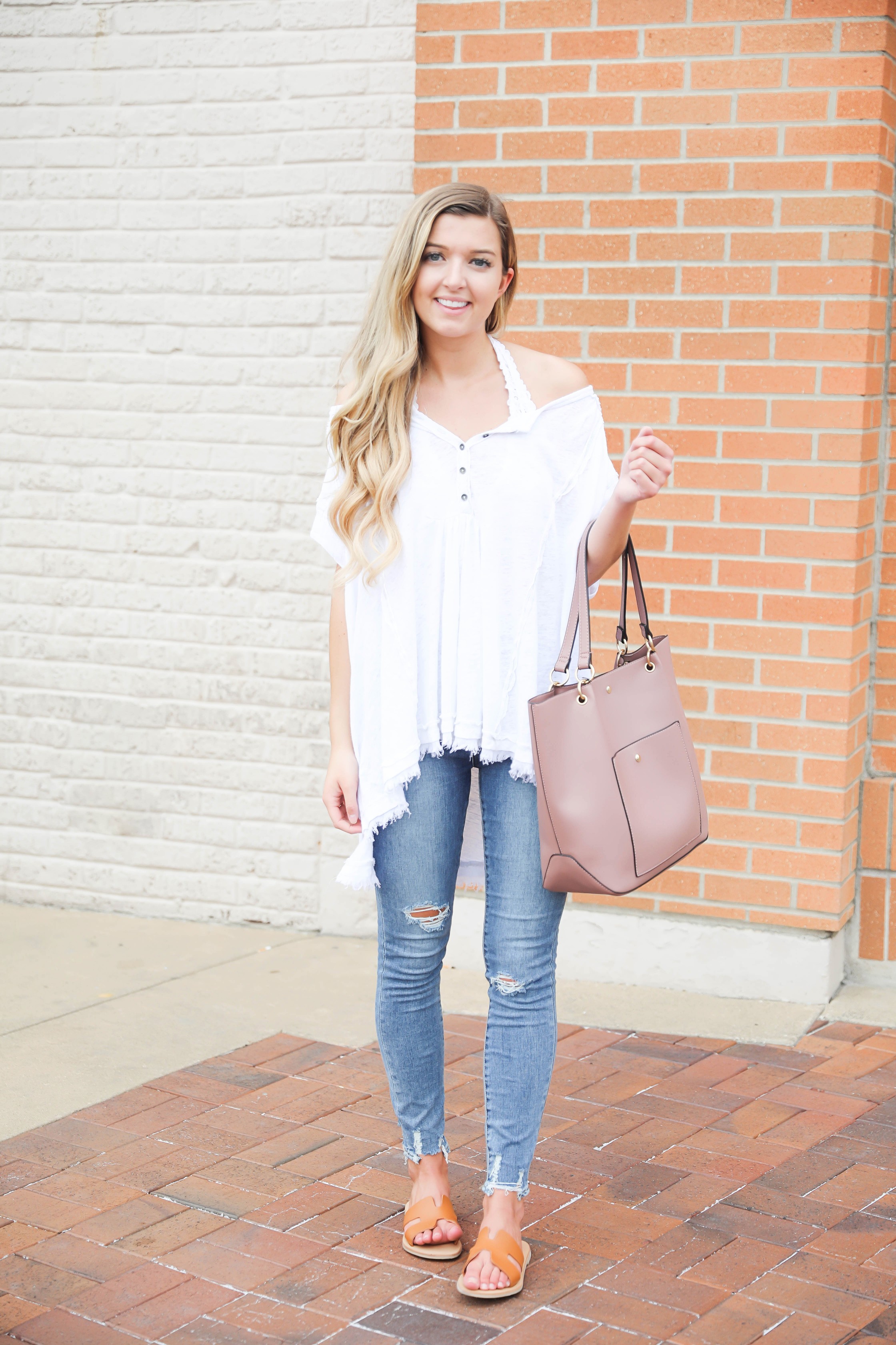 Flowy free people top paired with a bralette! I wore my cute, new articles of society jeans and mauve tote bag from the nordstrom anniversary sale! Such a cute outift to transition into fall! Details on fashion blog daily dose of charm by lauren lindmark