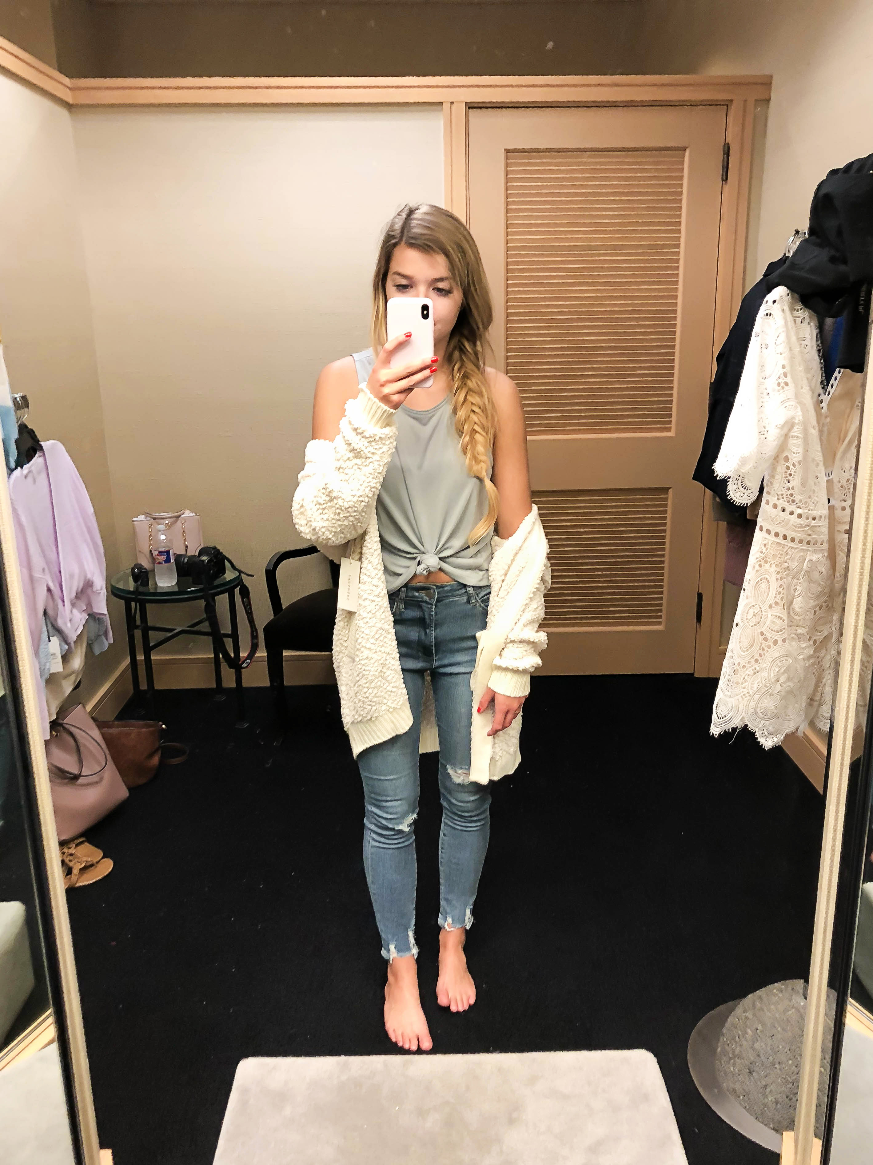 Nordstrom Anniversary Sale 2018! My favorites nordstrom sale picks this year! The cutest shoes, tops, dresses, pants, full outfits, accesories and more! Details on fashion blog daily dose of charm by lauren lindmark