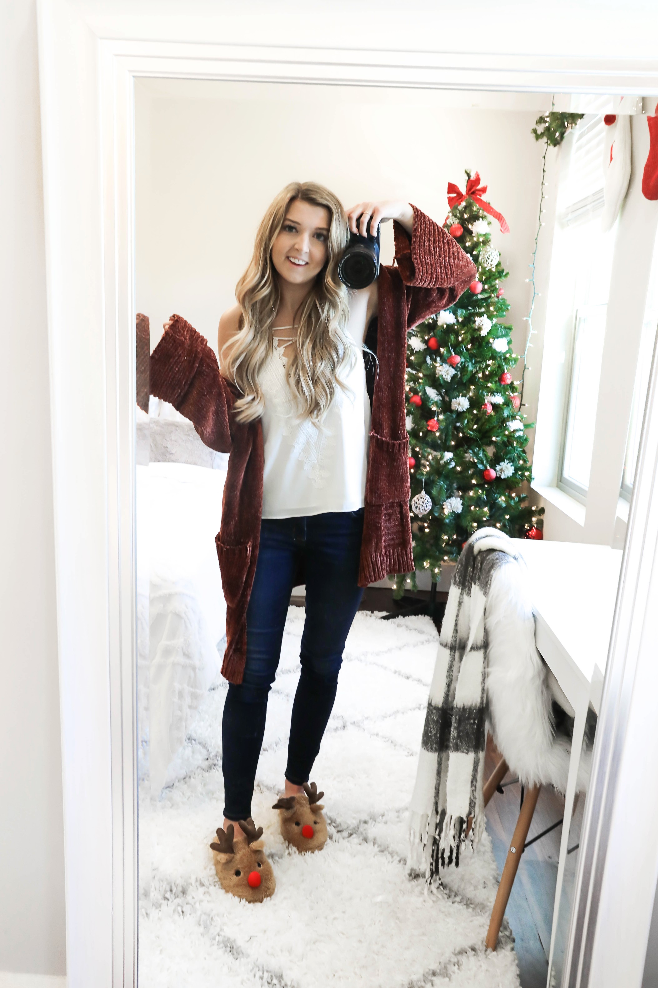 Decorate with Me for Christmas  VLOG + Room Tour – Lauren Emily