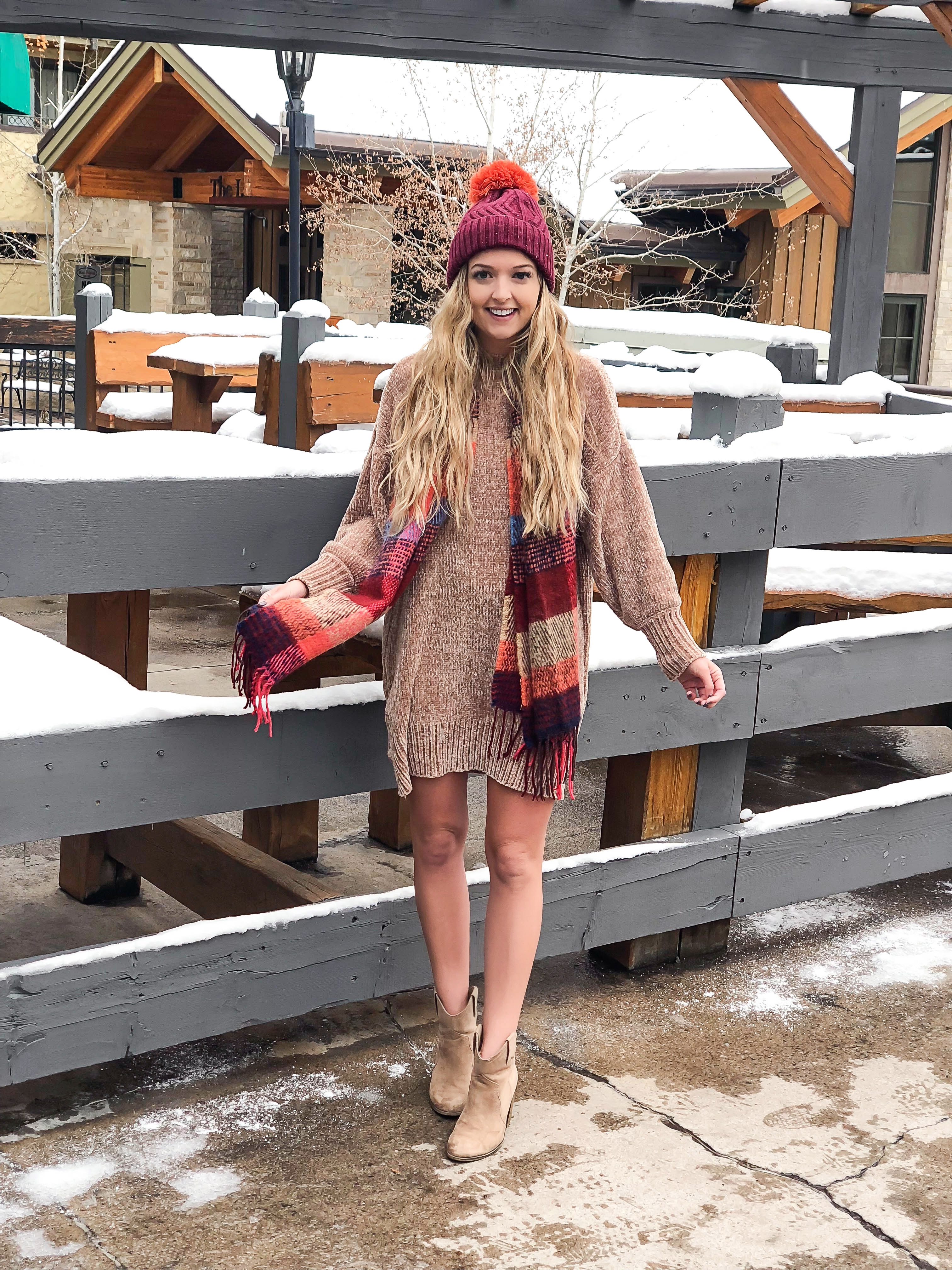 What I wore in Vail! Went to Vail, Colorado last weekend for a wedding so I wanted to share my everyday Colorado outfits and my wedding arrive! We went in November and it was beautiful and snowy! Details on fashion blog daily dos of charm by lauren lindmark