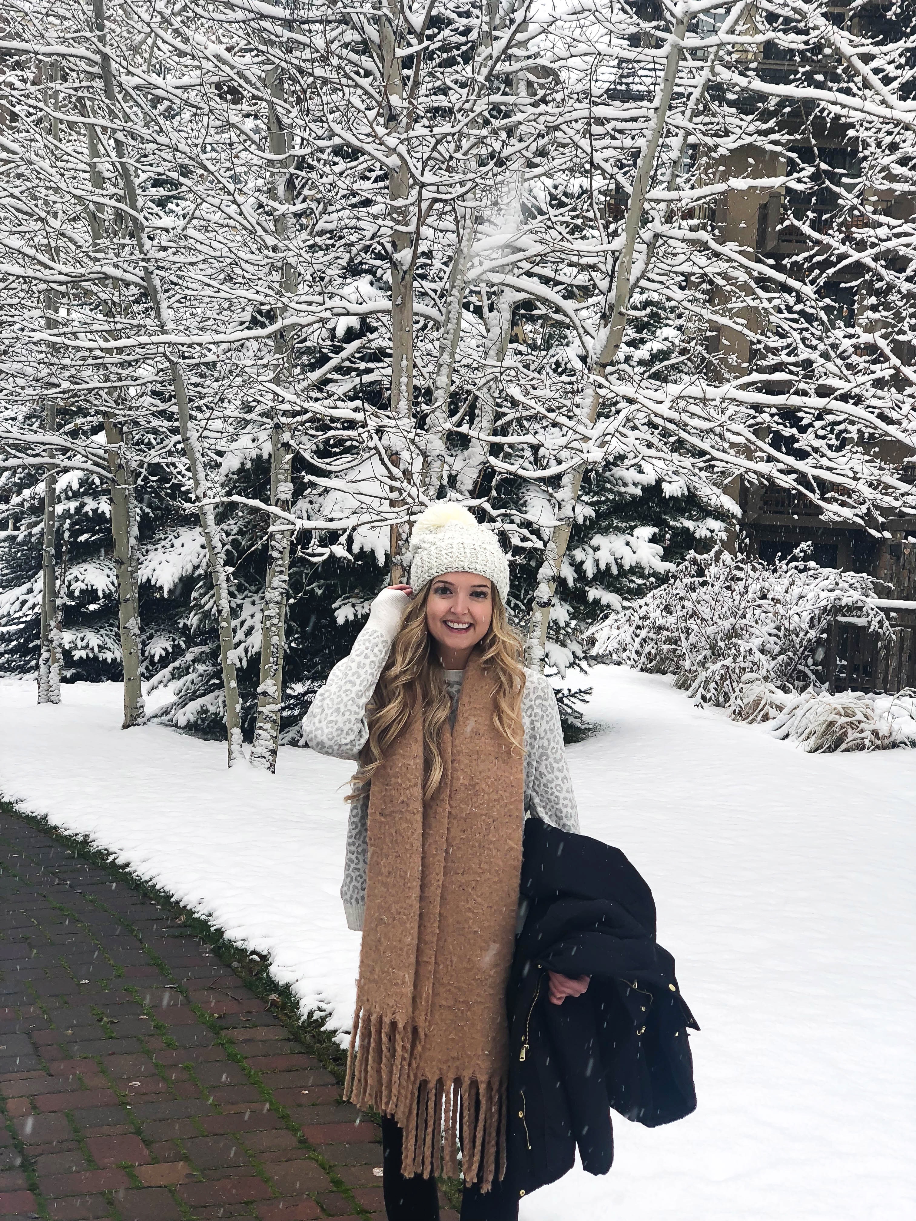 What I wore in Vail! Went to Vail, Colorado last weekend for a wedding so I wanted to share my everyday Colorado outfits and my wedding arrive! We went in November and it was beautiful and snowy! Details on fashion blog daily dos of charm by lauren lindmark