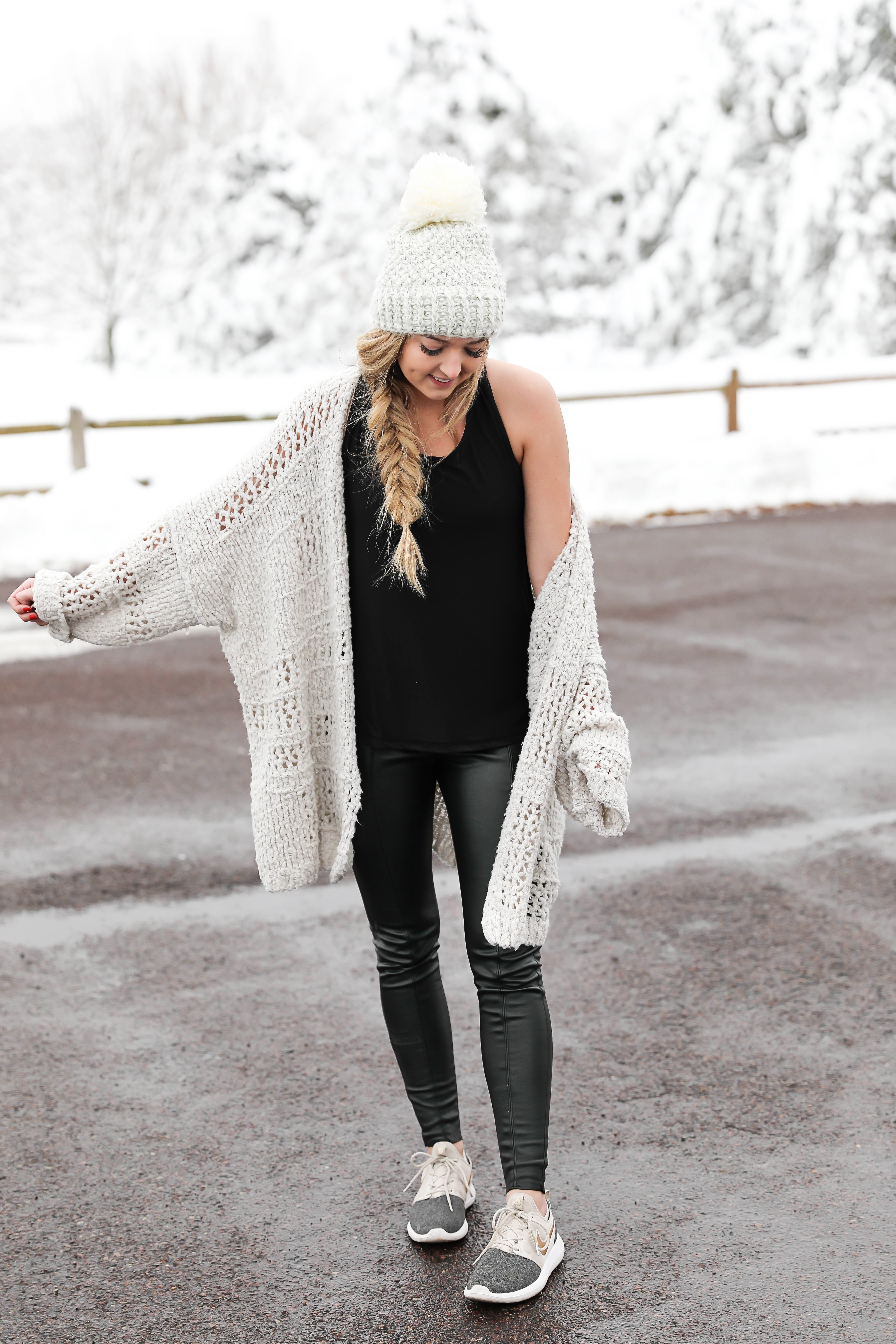 The best faux leather leggings! Comparing three different brands of faux leather pants including spanx, topshop, and target! Cute ideas for causal winter outfits and how to style leather pants! Details on fashion blog daily dose of charm by lauren lindmark