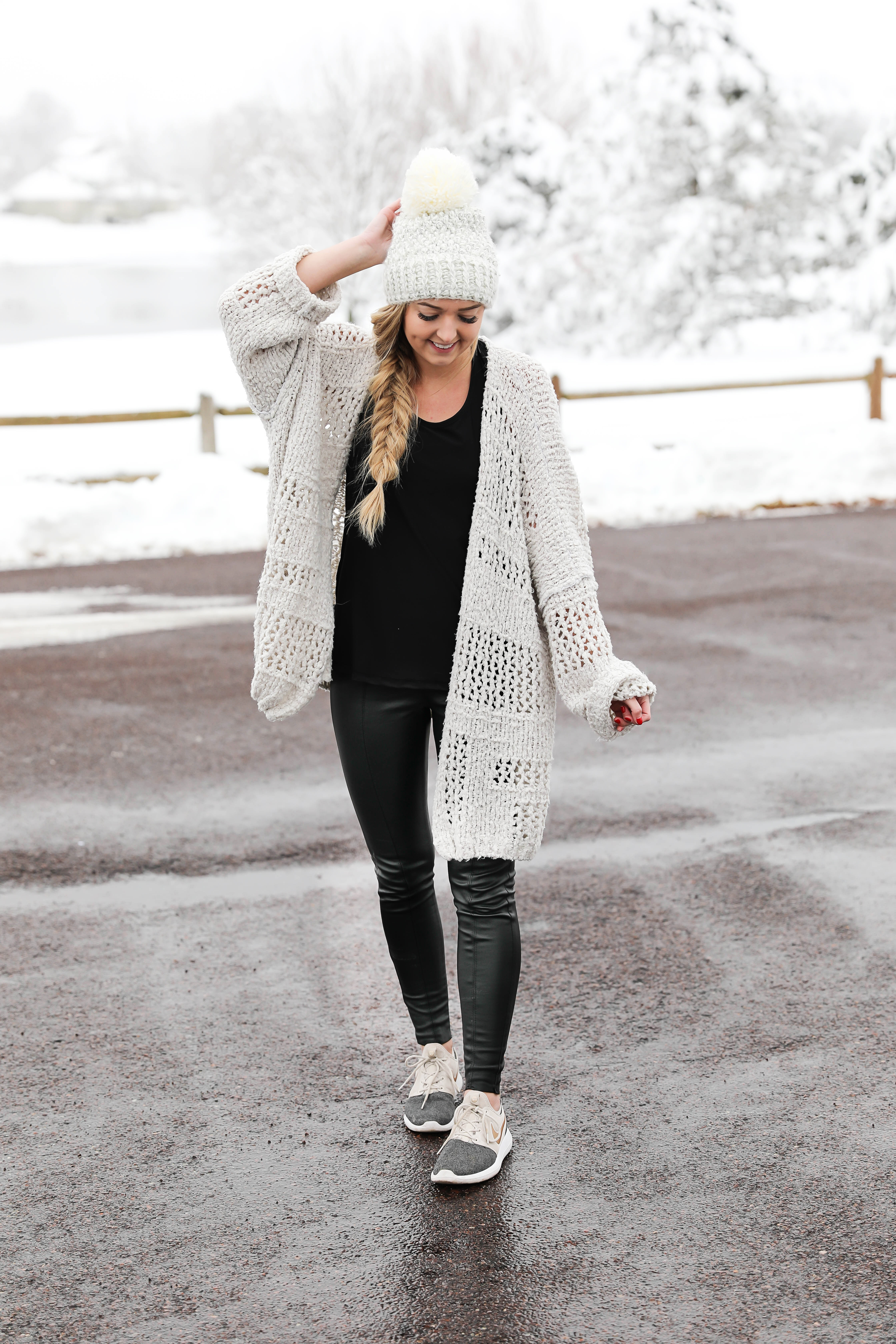 The best faux leather leggings! Comparing three different brands of faux leather pants including spanx, topshop, and target! Cute ideas for causal winter outfits and how to style leather pants! Details on fashion blog daily dose of charm by lauren lindmark