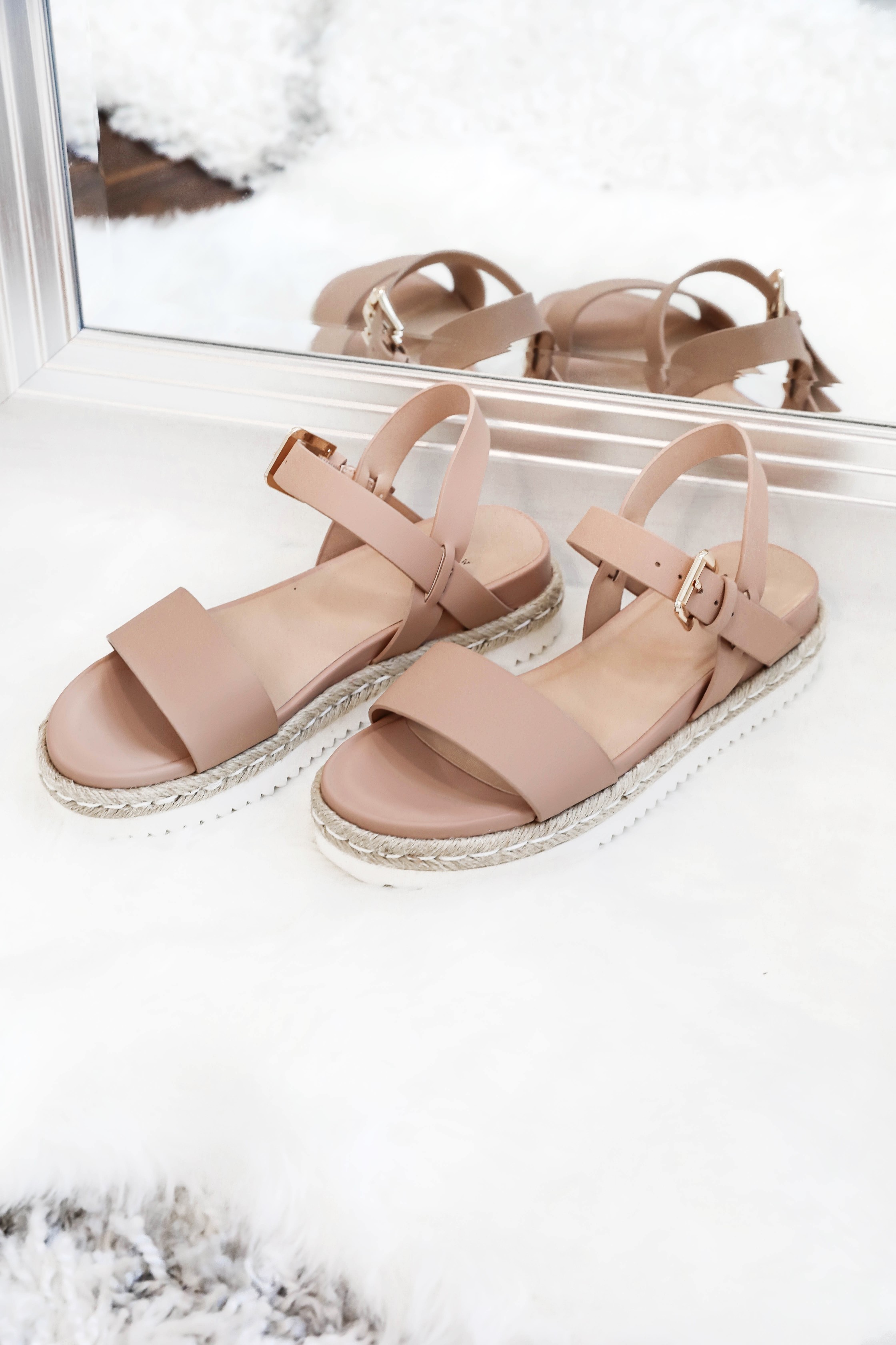 Spring shoe roundup 2019! All the cutest sandals, leopard heels, wedges, sneakers and more! All from target and Nordstrom! The cutest boutique photo Inso on white rugs! Details on fashion blog daily dose of charm by lauren lindmark