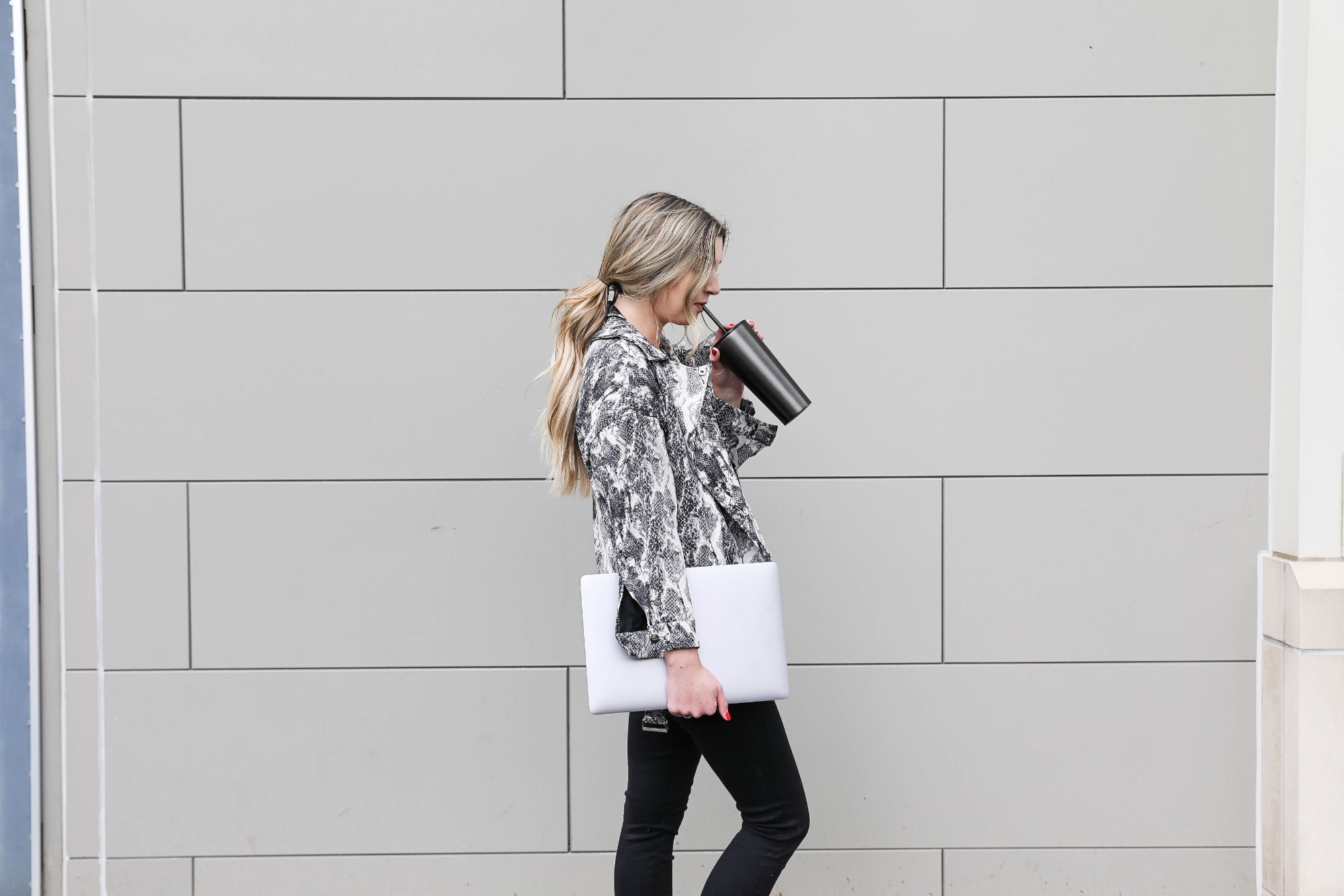 Snake skin jacket chic work look instagram engagement tips fashion blog daily dose of charm lauren lindmark