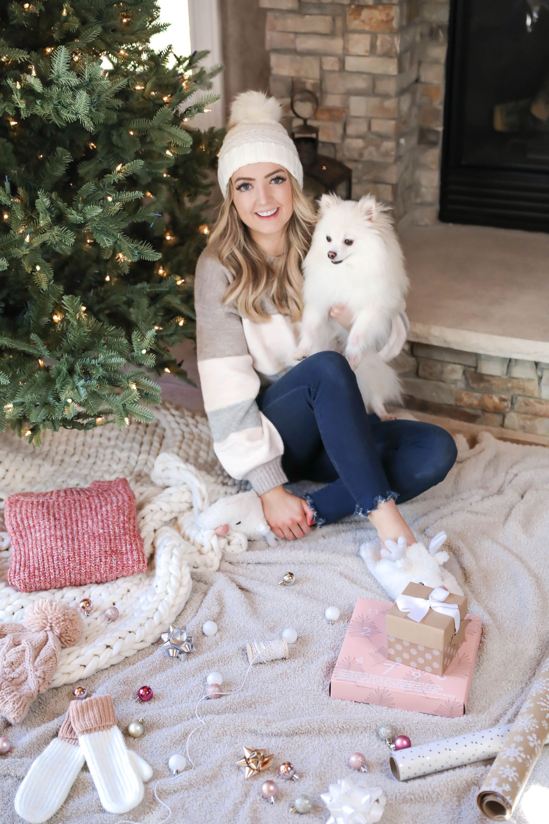 Christmas Gift Guides 2019 are here! I am giving you all the best present ideas for the holidays! Whether it's your mom, sister, best friend, dad, boyfriend, or more! Get ready for lots of great posts! Daily Dose of Charm by Lauren Lindmark