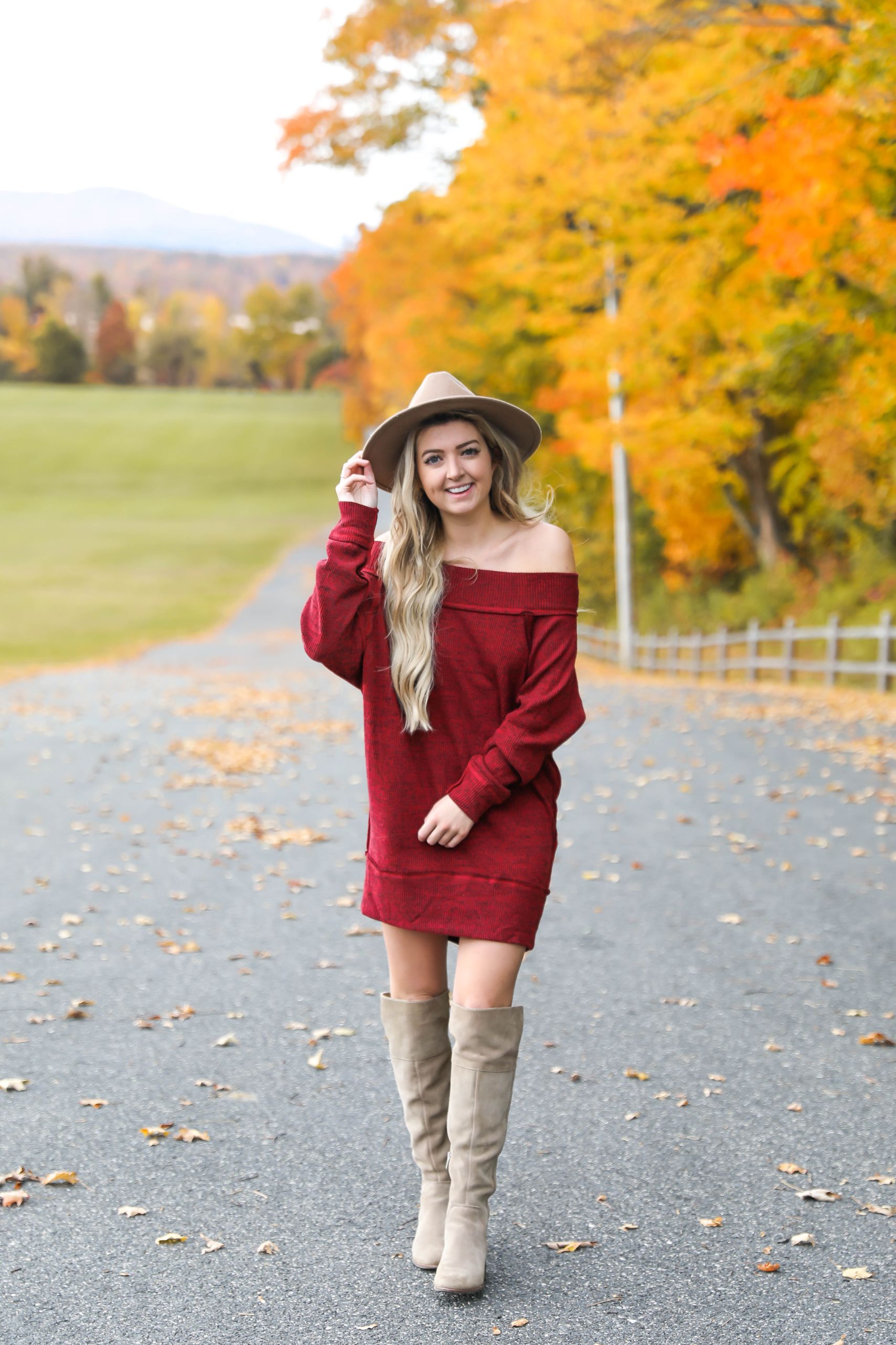 A Fall Outfit that Matches the Autumn Leaves