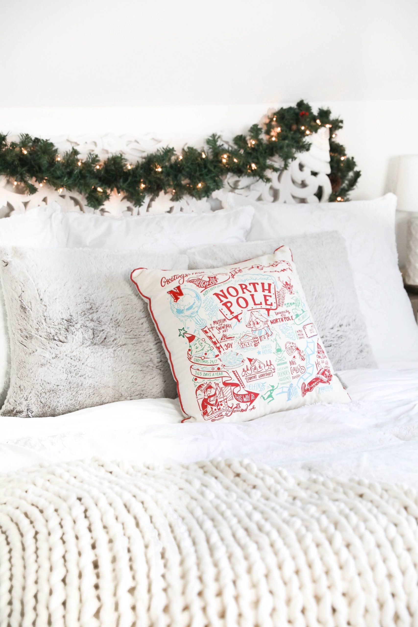 CHRISTMAS ROOM TOUR 2019 Daily Dose of Charm flocked tree home depot holiday decor interior photography Lauren Lindmark 