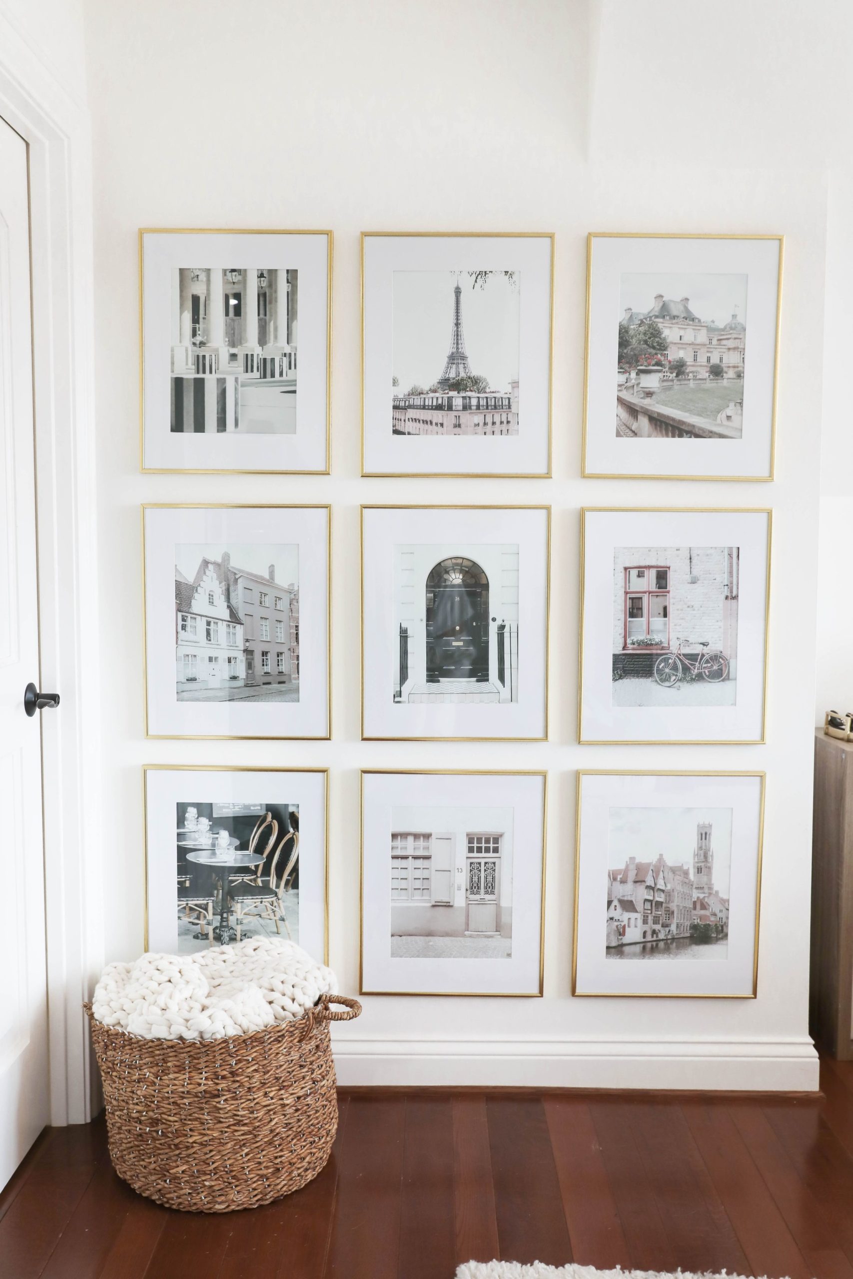 How to create the perfect gallery wall! Process from start to finish! On the blog daily dose of charm by Lauren Lindmark