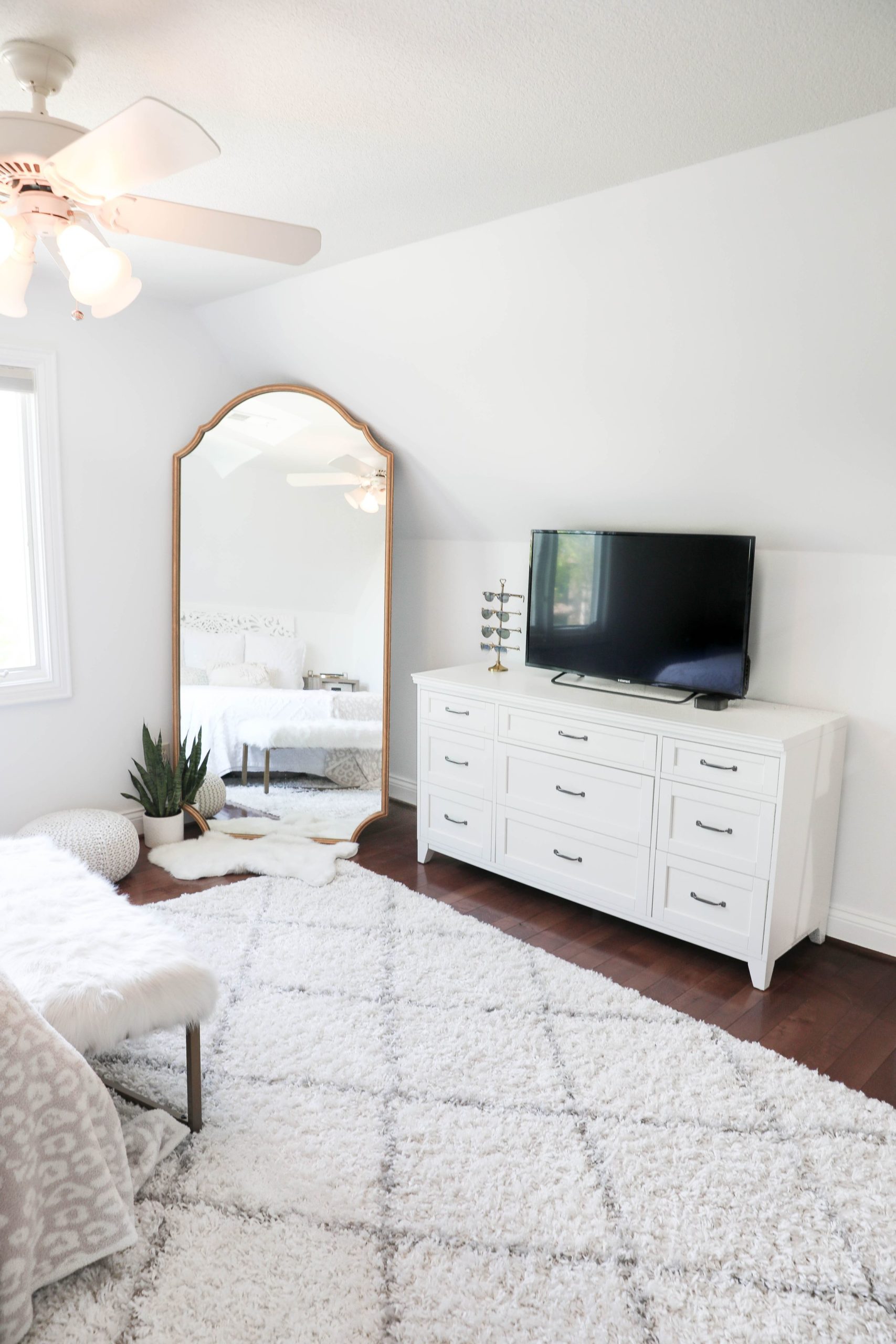 Year Long Room Transformation with Before and After Photos! Bright White Simple Room Decor! Details on Fashion Blog Daily Dose of Charm by Lauren Lindmark