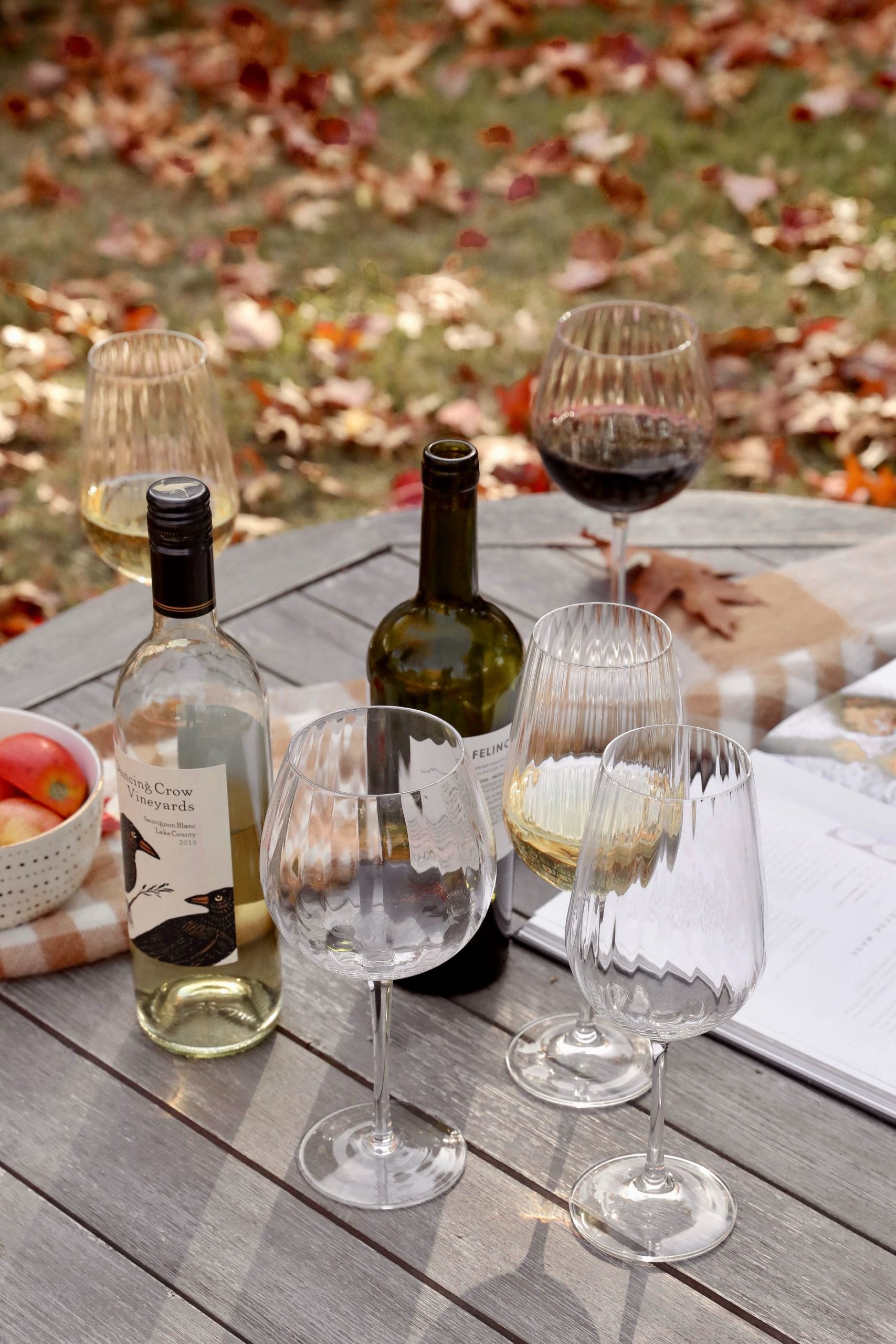 https://dailydoseofcharm.com/wp-content/uploads/2022/10/Ribbed-wine-glasses-red-white-fall-picnic-lauren-emily-lindmark-daily-dose-of-charm-3-scaled.jpg